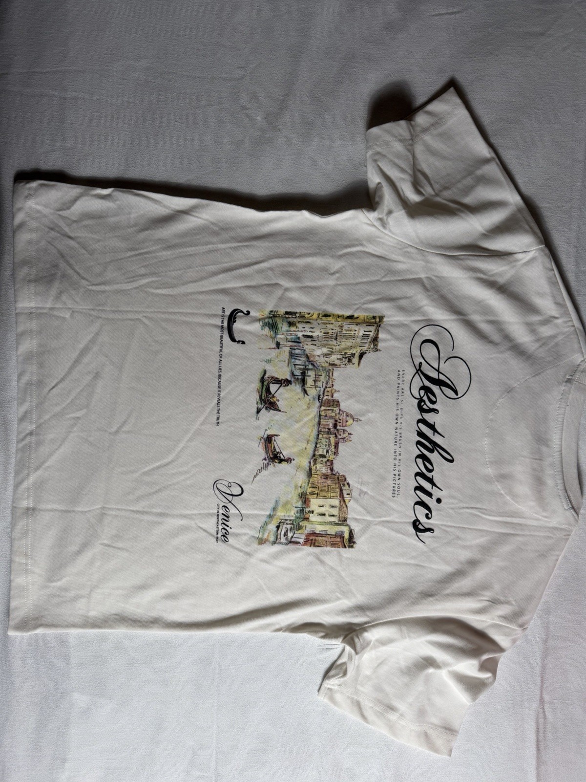 New shirt with label with print on the back