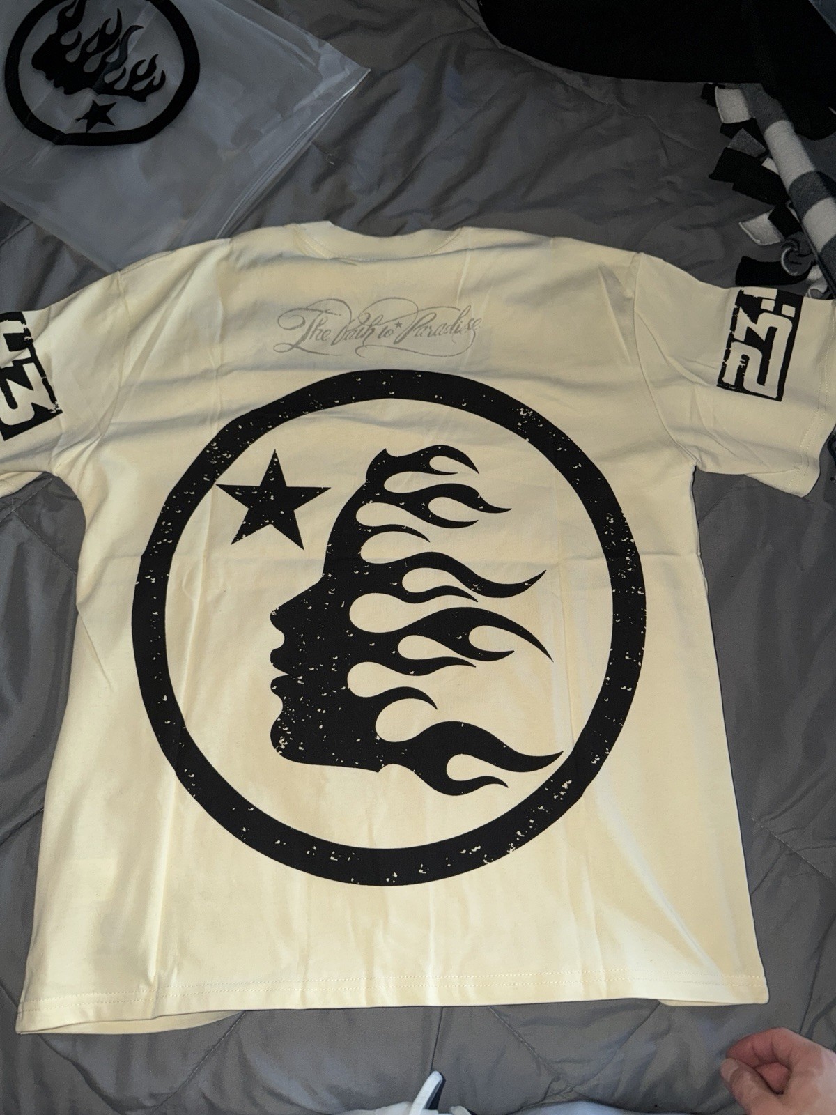 Hellstar Beige “The Path to Paradise” T-Shirt size S