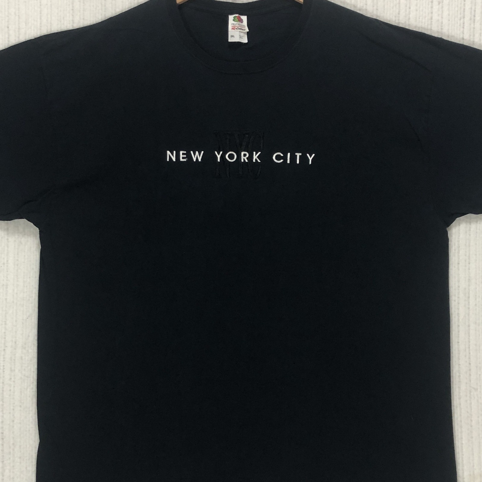 Fruit of the Loom NYC New York City Embroidered Black T-Shirt Mens 2XL