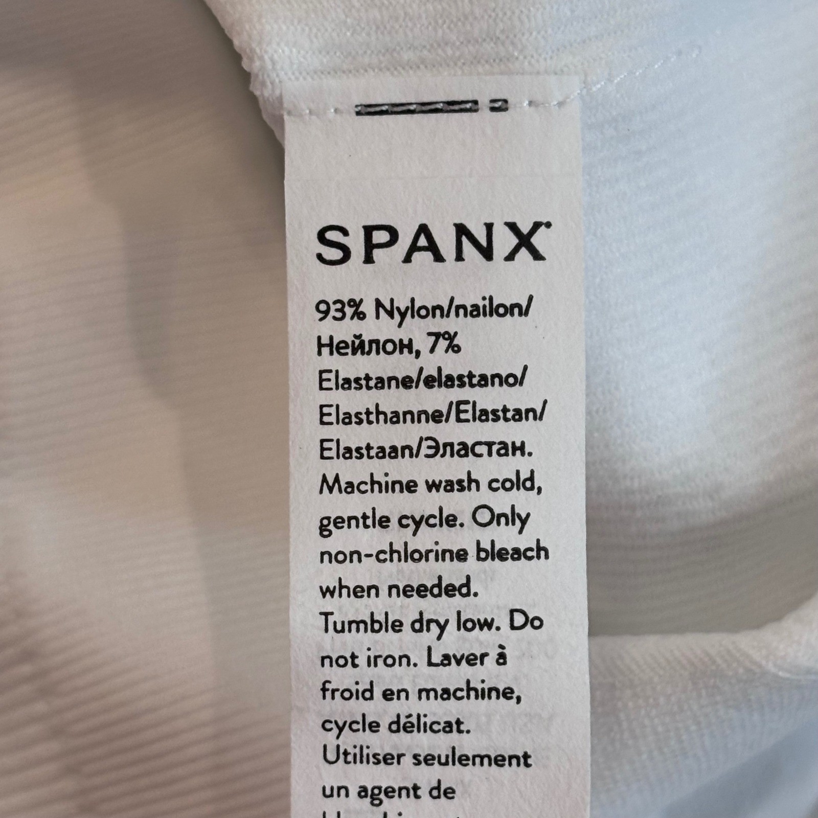 Spanx Seamless Crew Undershirt Mens Medium Bright White Ultra Sculpt 60012R New