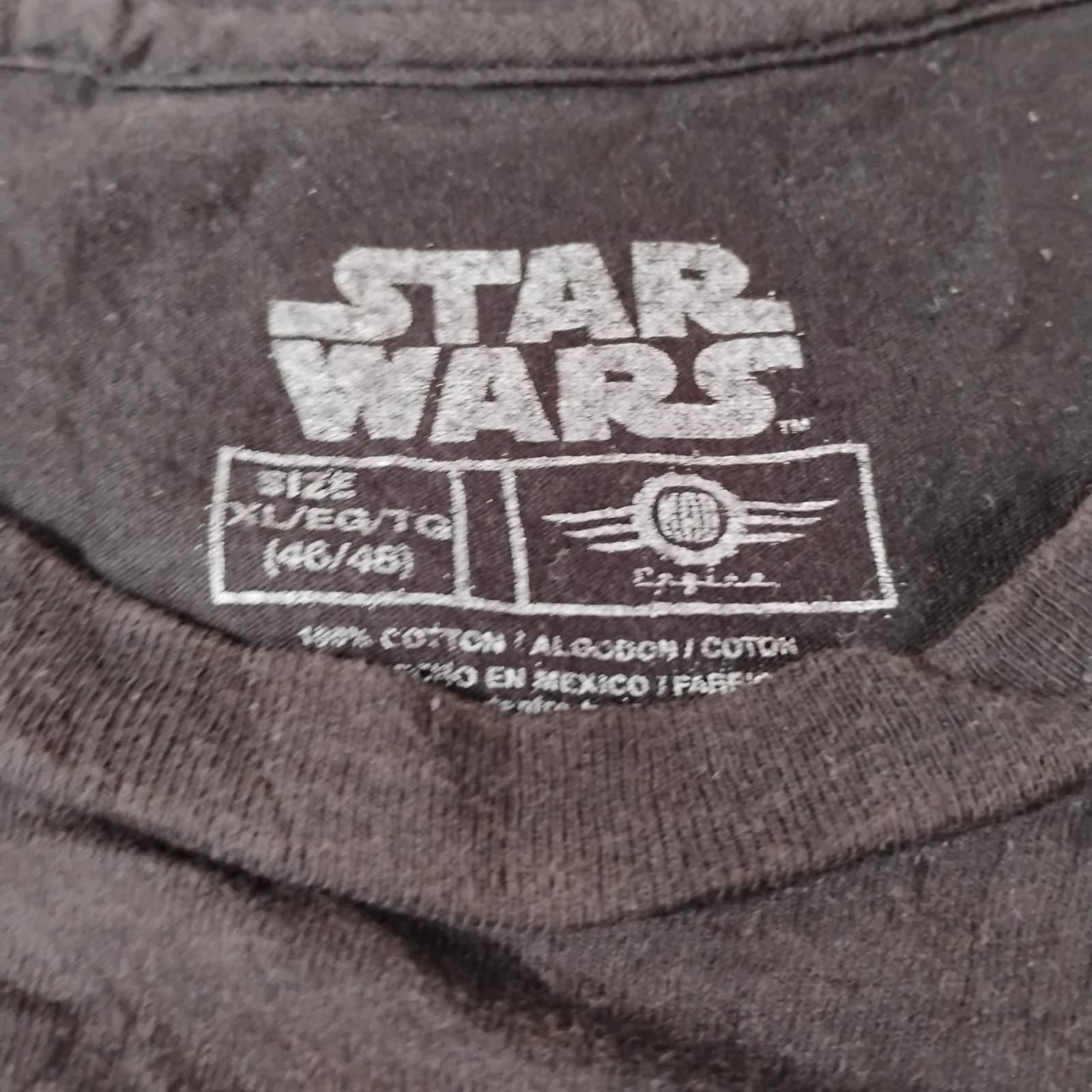 Star Wars “The Mighty Vader” Comic Book Theme Men’s Size Large Short Sleeve Tee