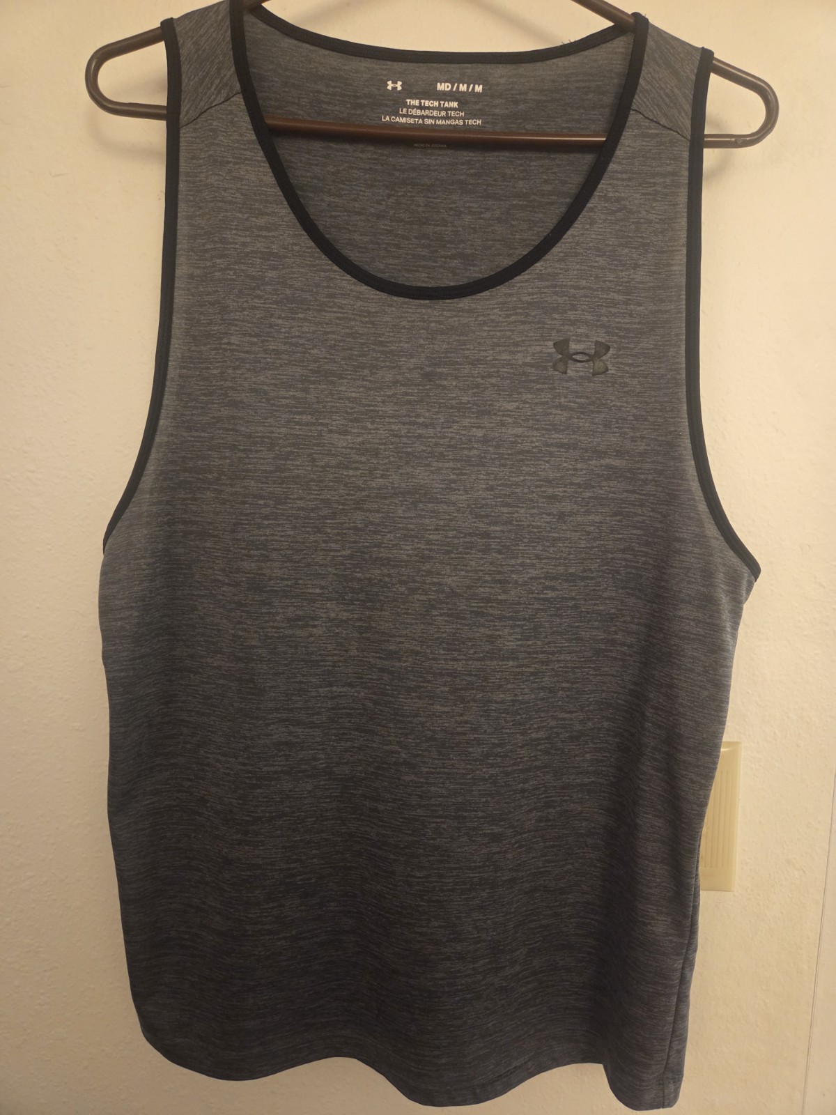 Under Armour UA Tech Tank 2.0 Men’s Sz Medium Gray Polyester Performance 1328704