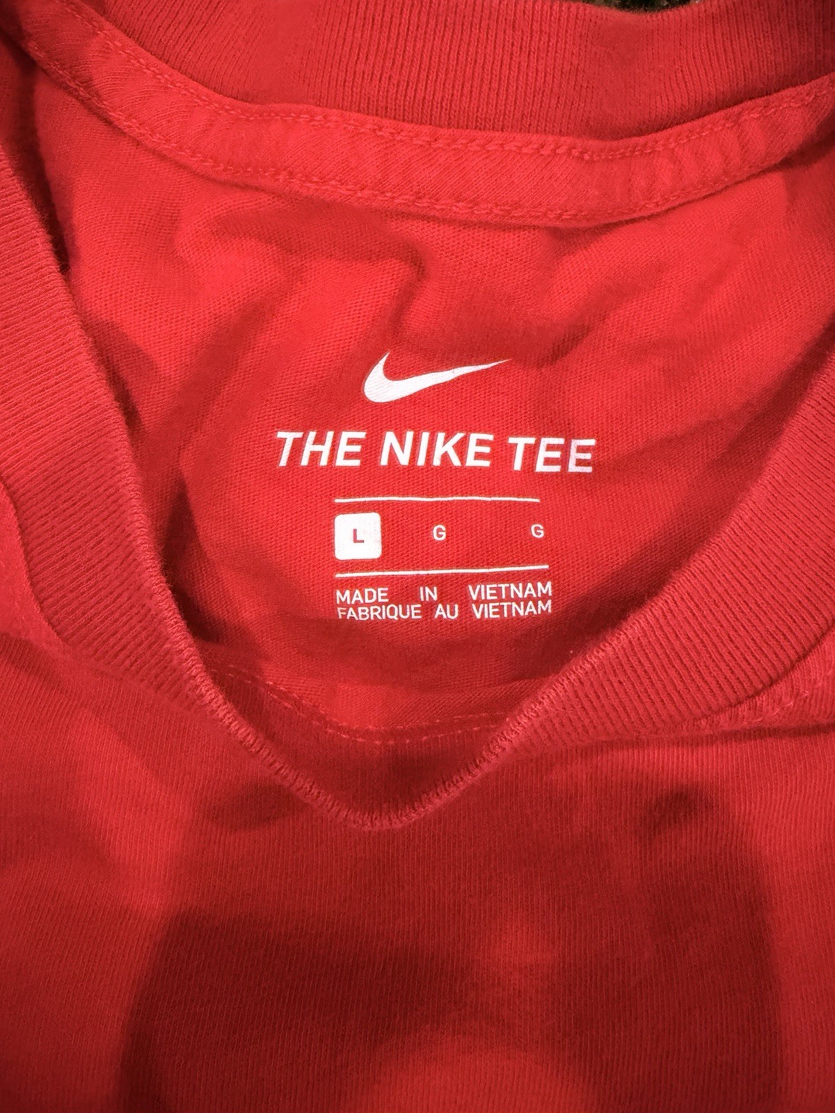 Nike Men’s Red T-Shirt Size L