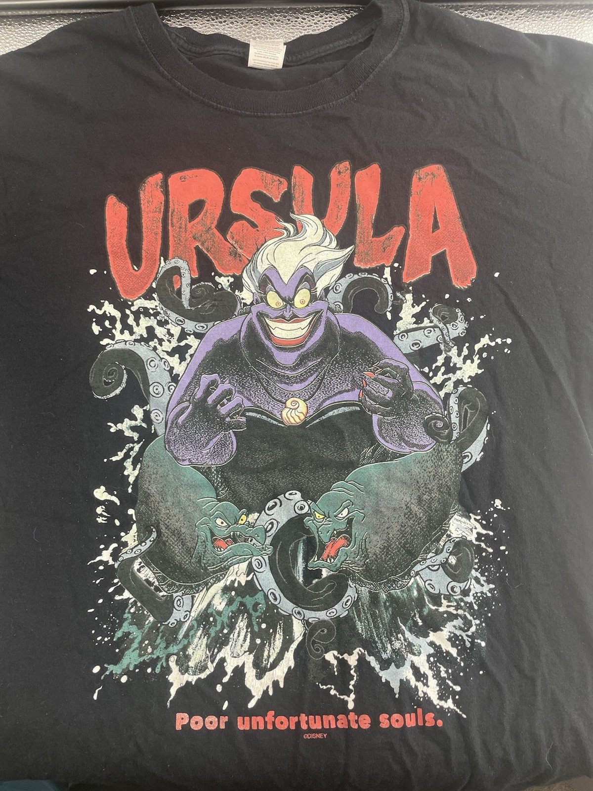 Disney THE LITTLE MERMAID URSULA T-Shirt ADULT MENS LARGE UNFORTUNATE SOULS NEW