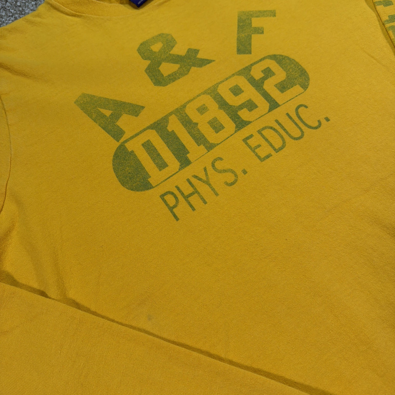 Vintage Abercrombie And Fitch Longsleeve Faded Yellow 90s Classic Large Preppy