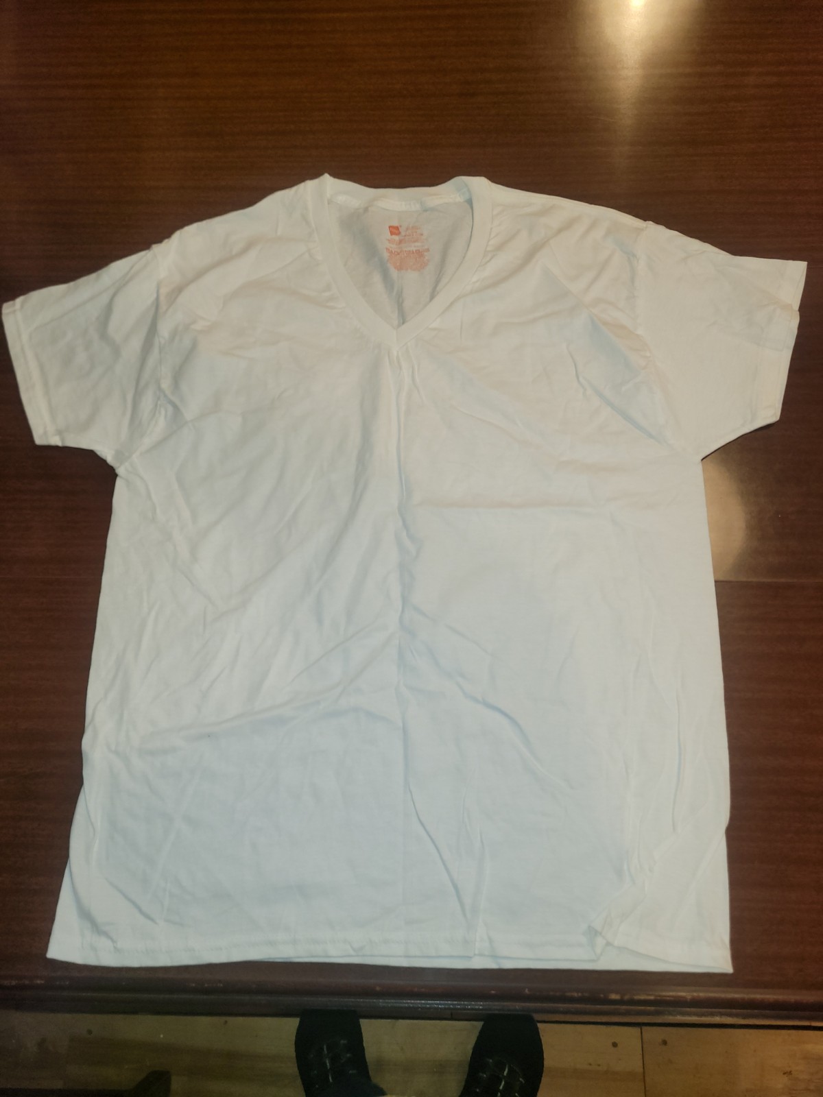 Hanes ComfortBlend V-neck T-shirts, Size Large, 2 Pack