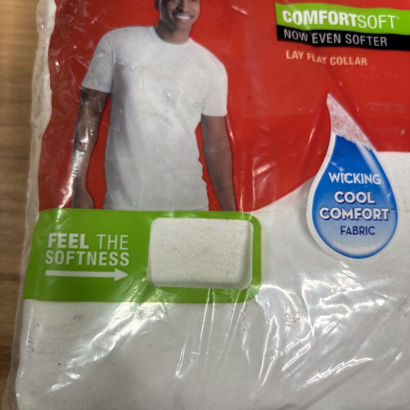 Hanes Men’s 3 Pack Tagless Comfort Soft Crew Neck Undershirt, White, L/G
