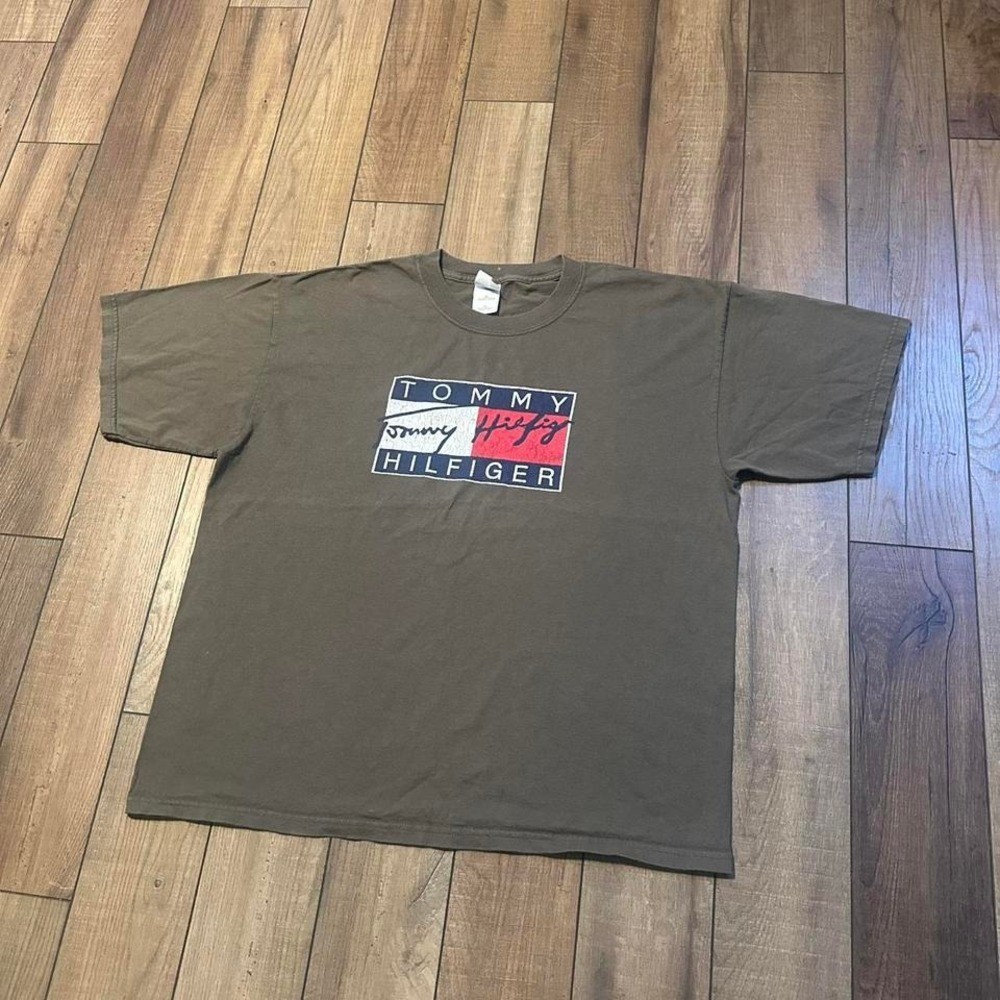 Vintage Tommy Hilfiger Box Logo Tee Men’s XL