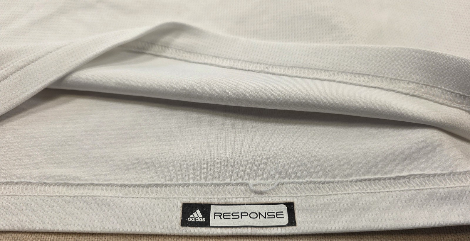 Used ADIDAS Climacool Response Mens White Tshirt 100% Polyester Shirt Size M Med