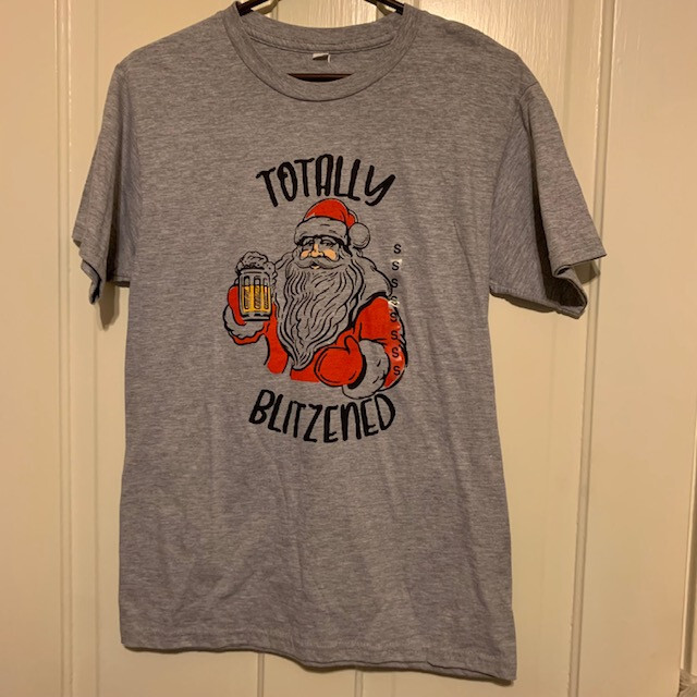 SANTA CLAUS TOTALLY BLITZENED SIZE SMALL T-SHIRT NWT