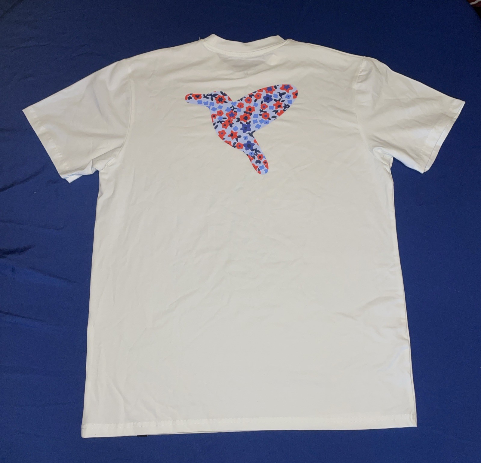 Birddogs Blue Flower Bird White Tee Men’s M Cotton Spandex Graphic.