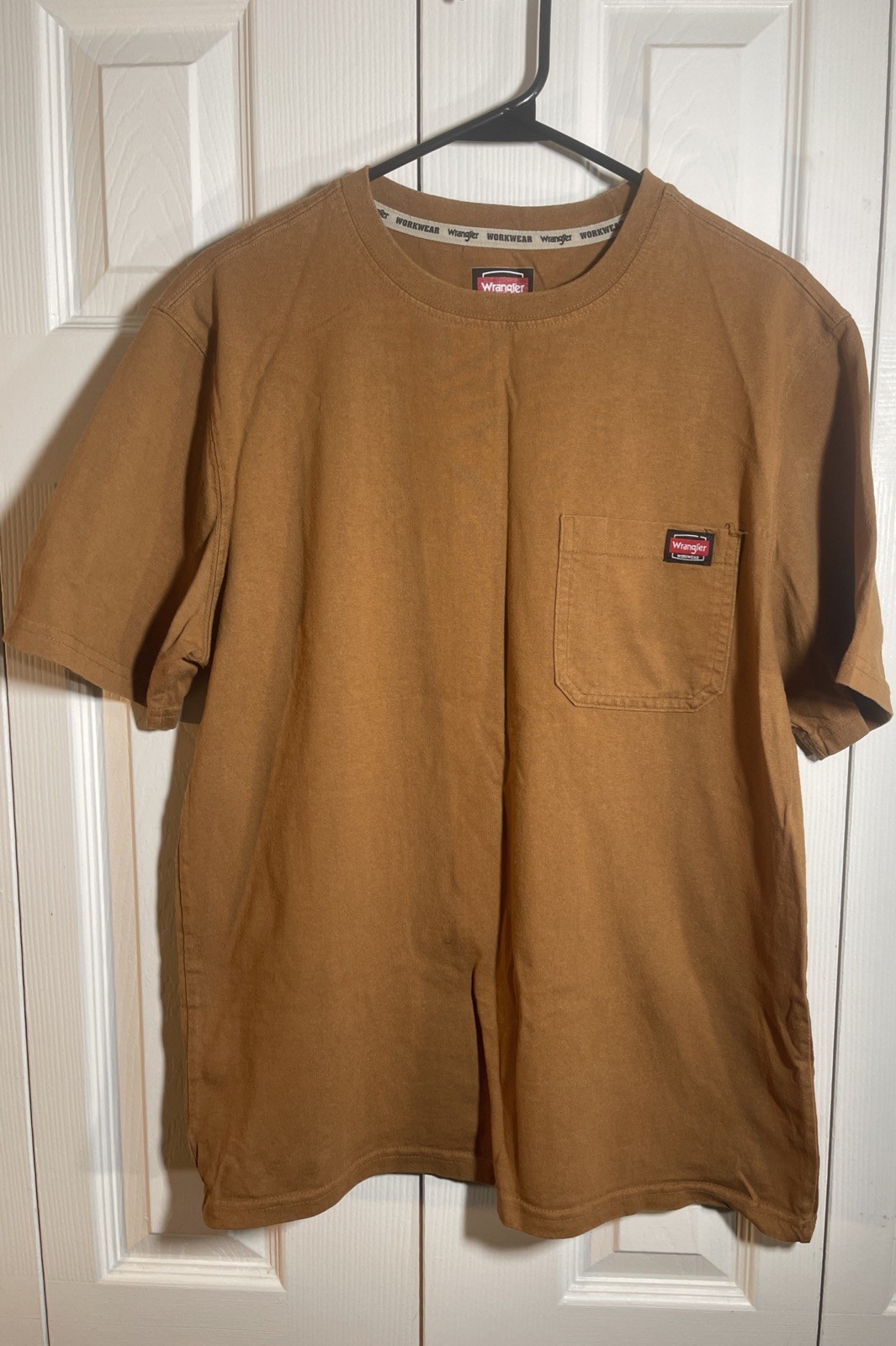 Wrangler Workwear Pocketed Embroidered Tag T Shirt Western Excellent Size Medium