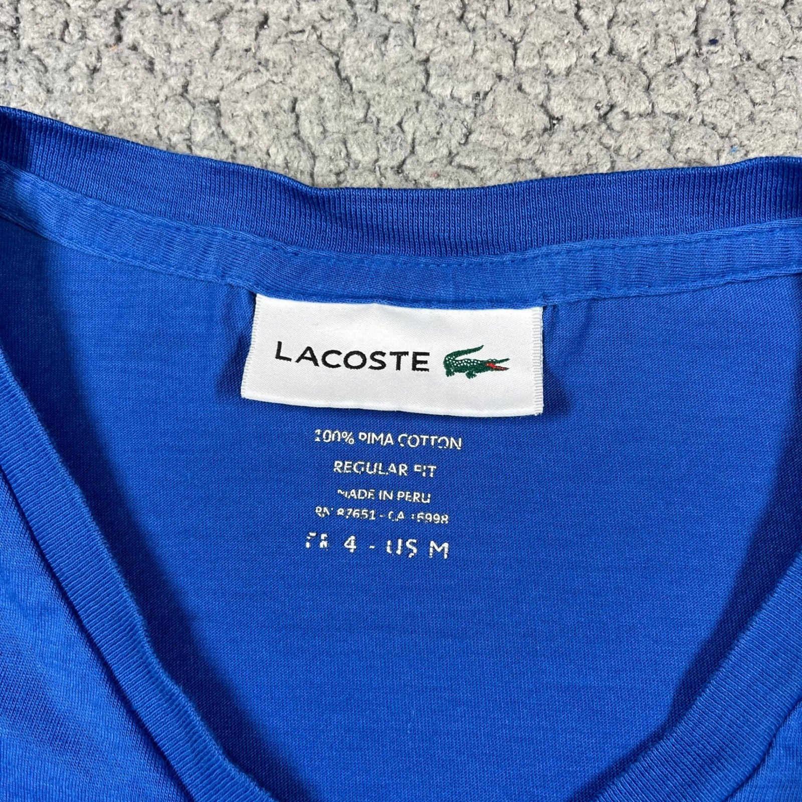 Lacoste Mens Pima Cotton V-Neck T-Shirt Blue Regular Fit Logo FA10614 Size 4 M