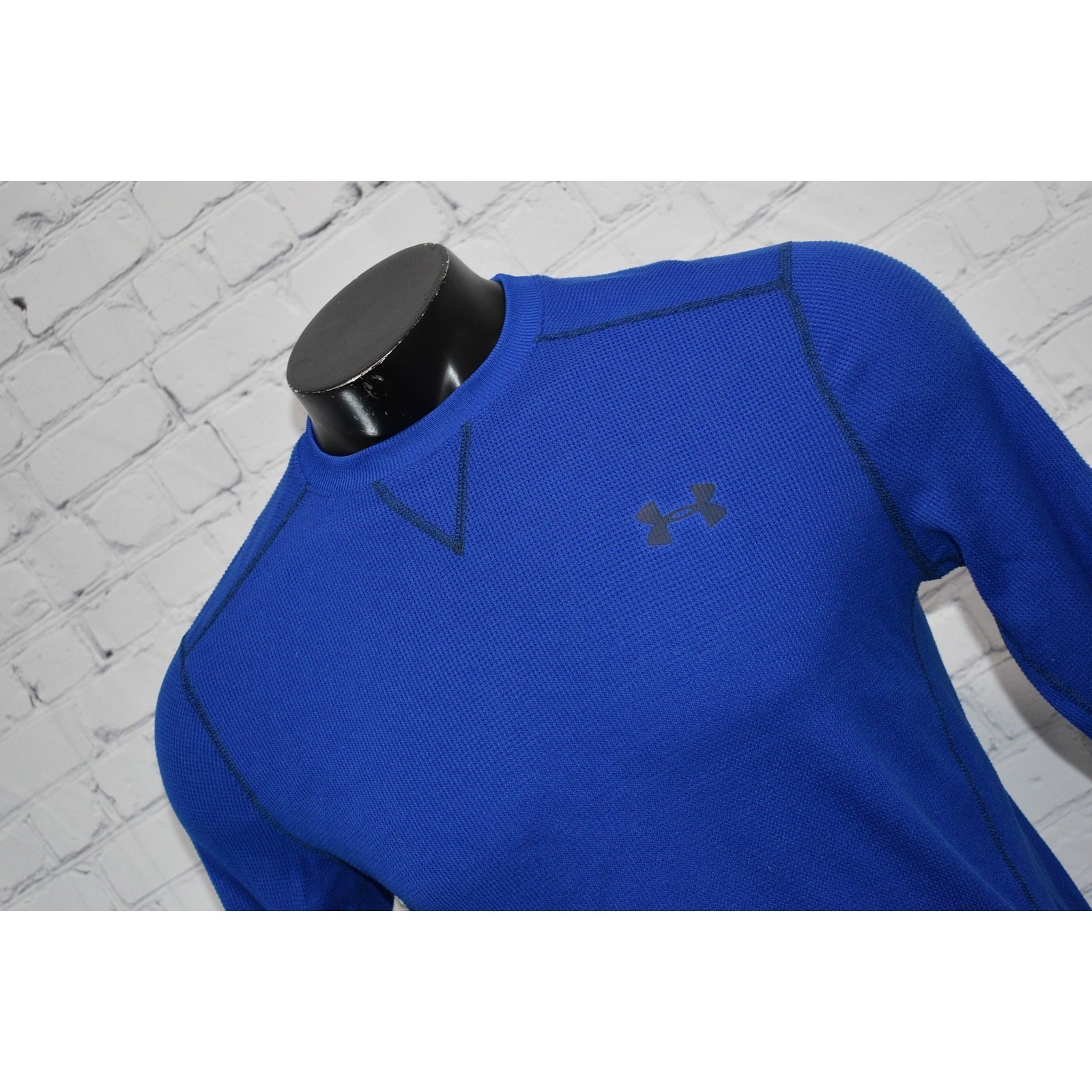 Under Armour Shirt Mens Small Blue Long Sleeve ColdGear Waffle Knit Loose Fit