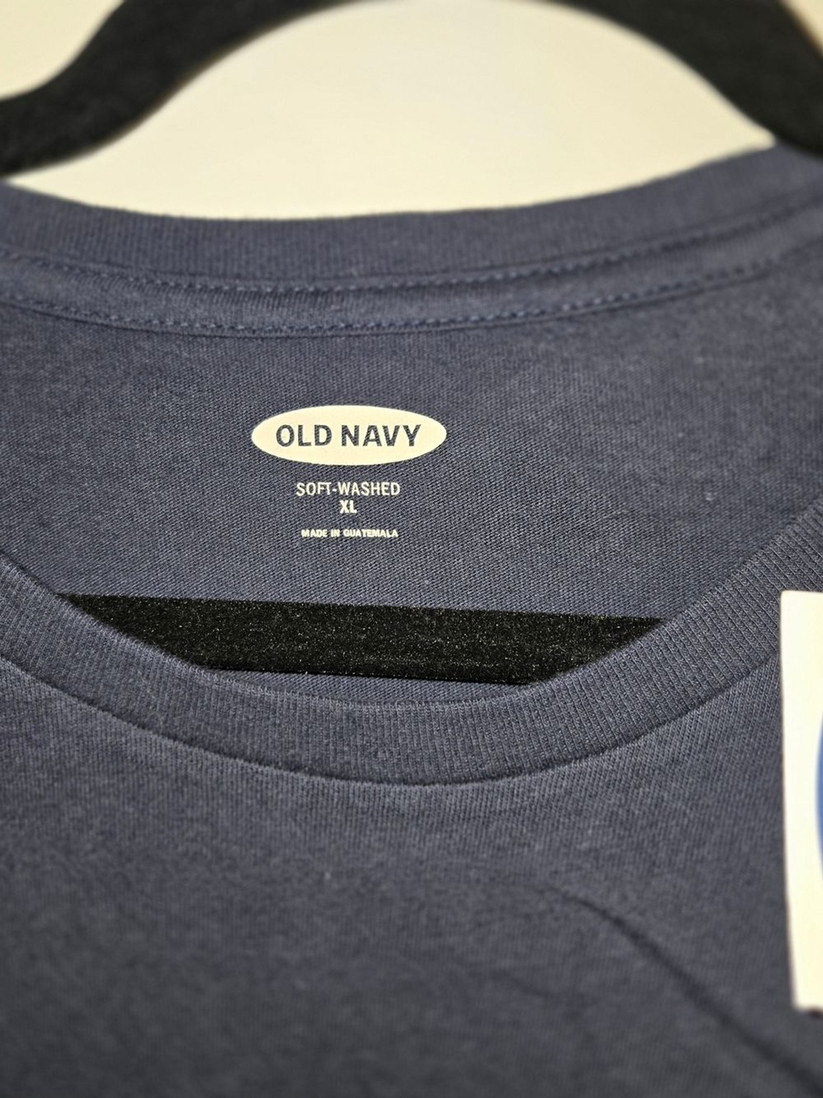 Old Navy Black T-Shirt with Cream ‘Brooklyn New York’ Graphic XL