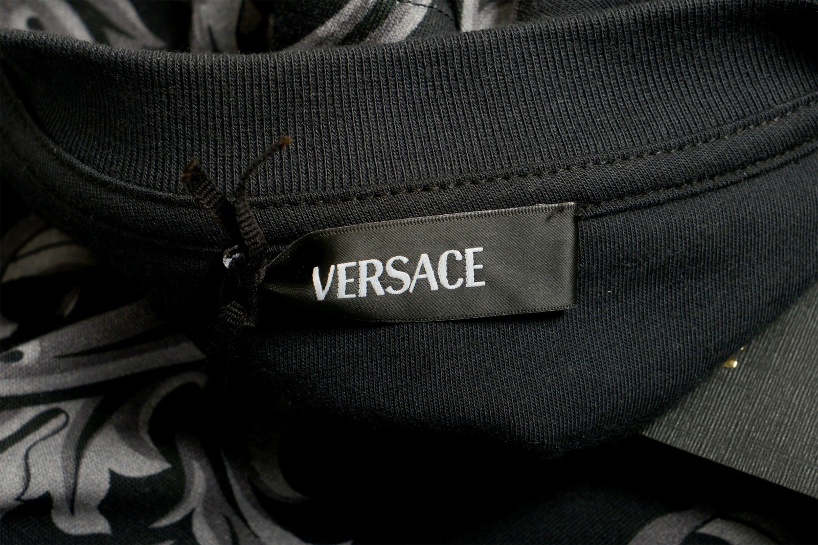 Versace Men’s Black Barocco Logo Print Short Sleeve T-Shirt US L IT 52