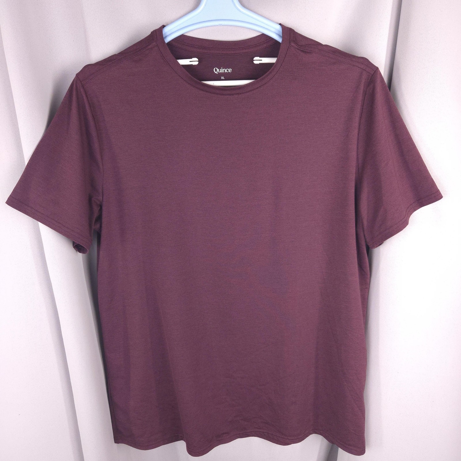 Quince Flowknit Breeze Performance Tee Mens XL Burgundy Crew Neck Buttery Soft