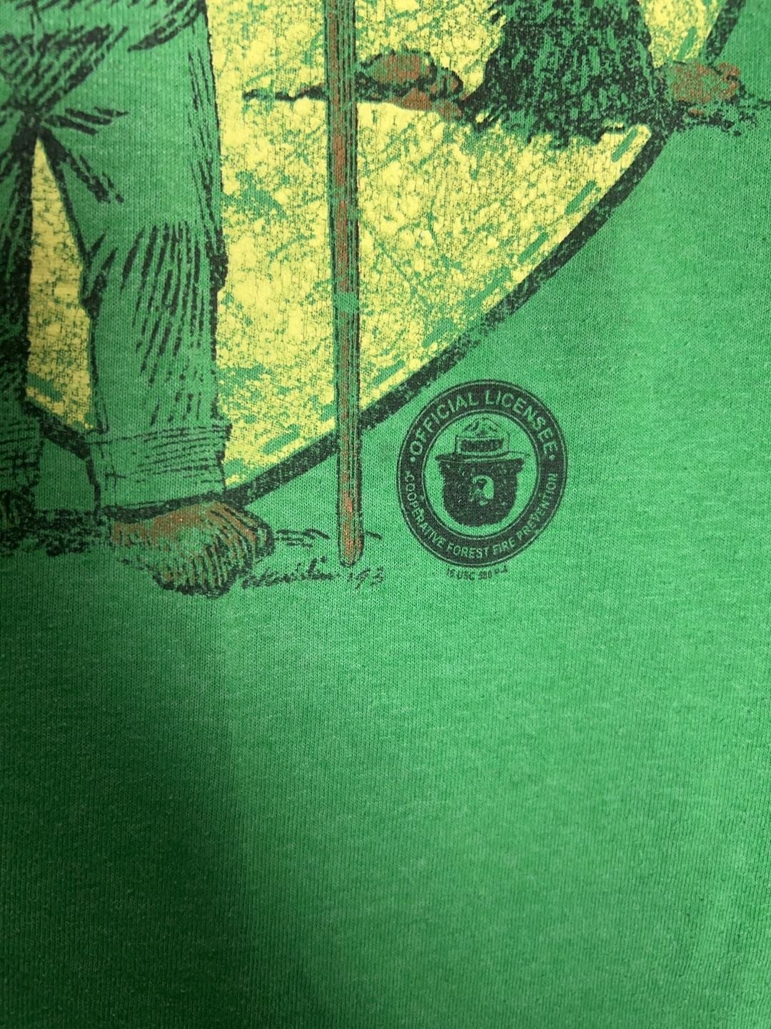 Delta Pro Weight Smokey Bear Keep It Green Graphic T-Shirt Size Large