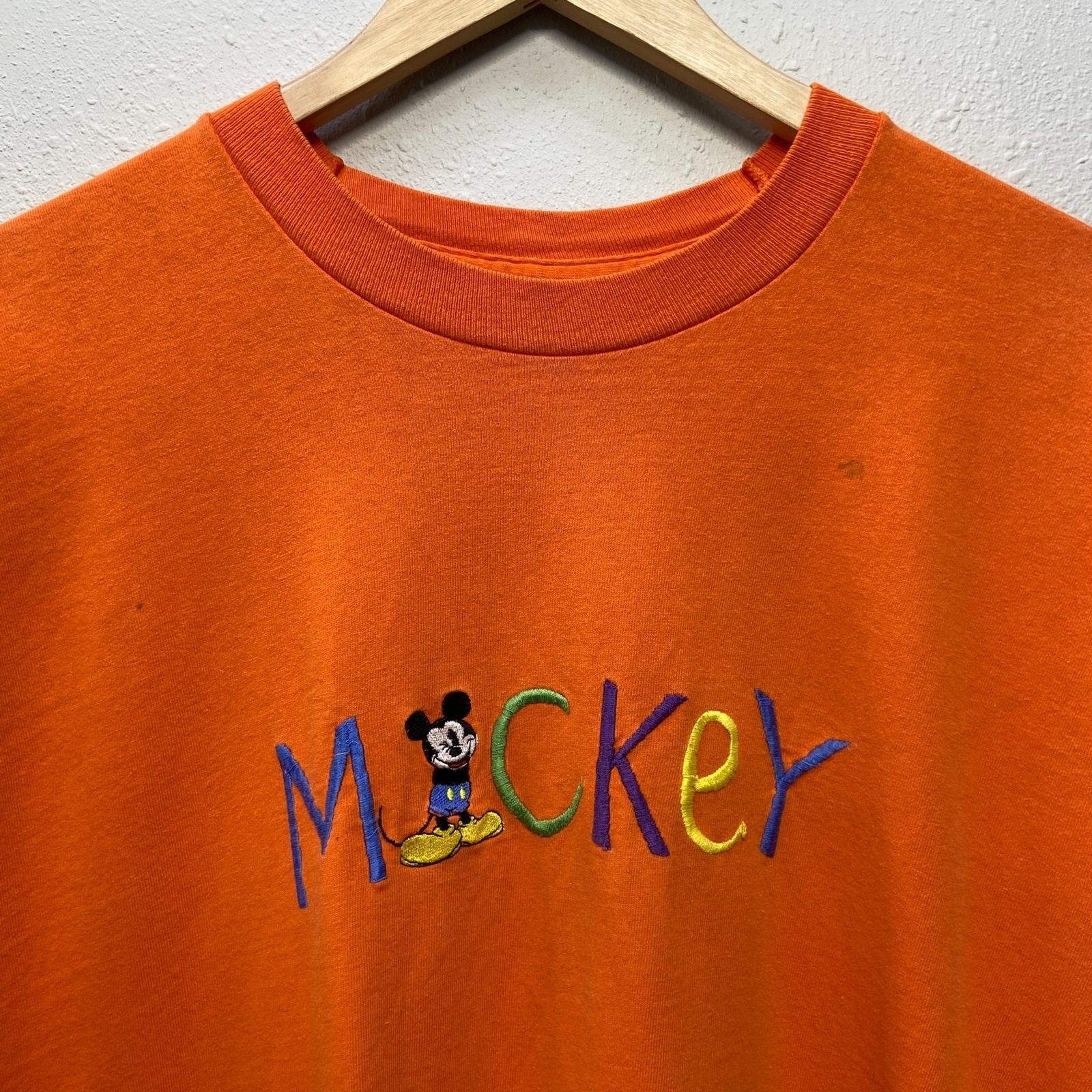 VTG 90s Single Stitch Embroidered Mickey Mouse Disney Orange T-Shirt Men’s Sz XL