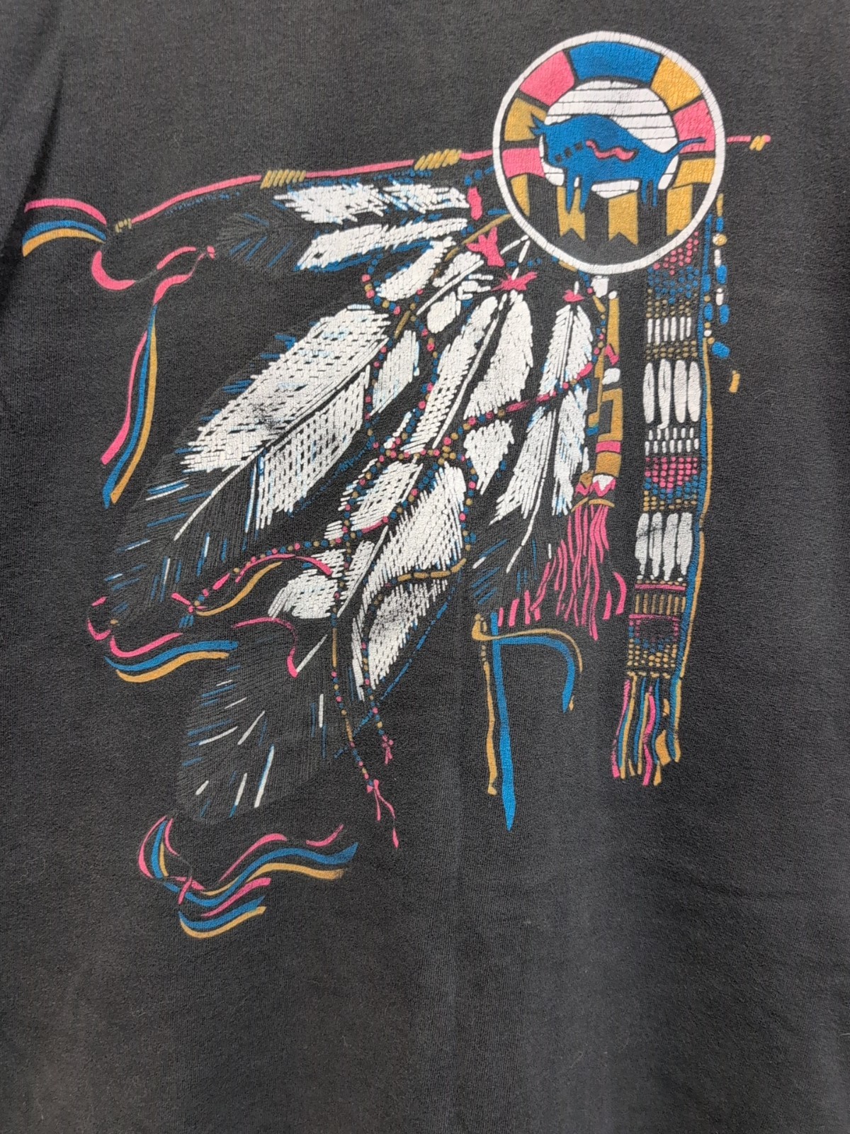 Indian Motif Mens T Shirt Size M Black Short Sleeve Faded