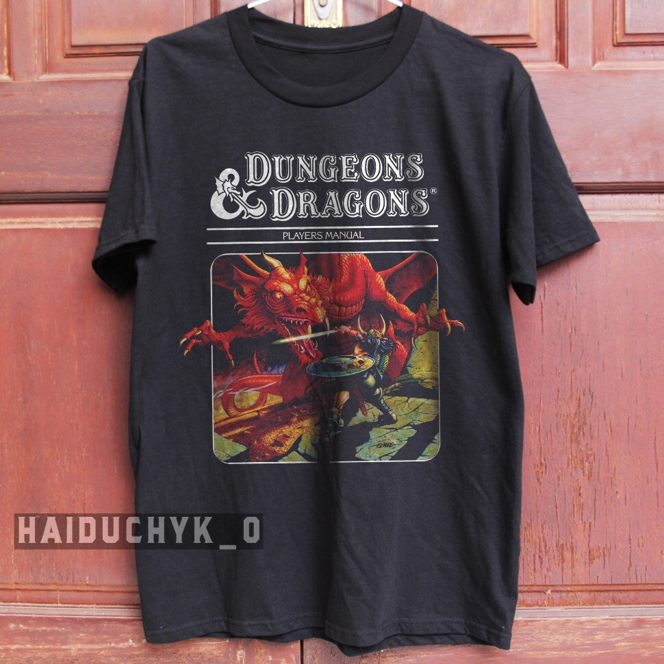 Dungeons & Dragons Players Manua Retro Unisex Black T-shirt – Free Shipping