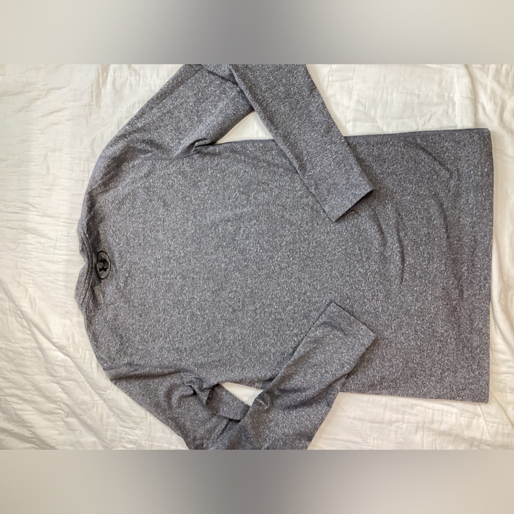 Under Armour Fitted Cold Gear Tee Shirt Small Mens Long Sleeve Athletic Gray