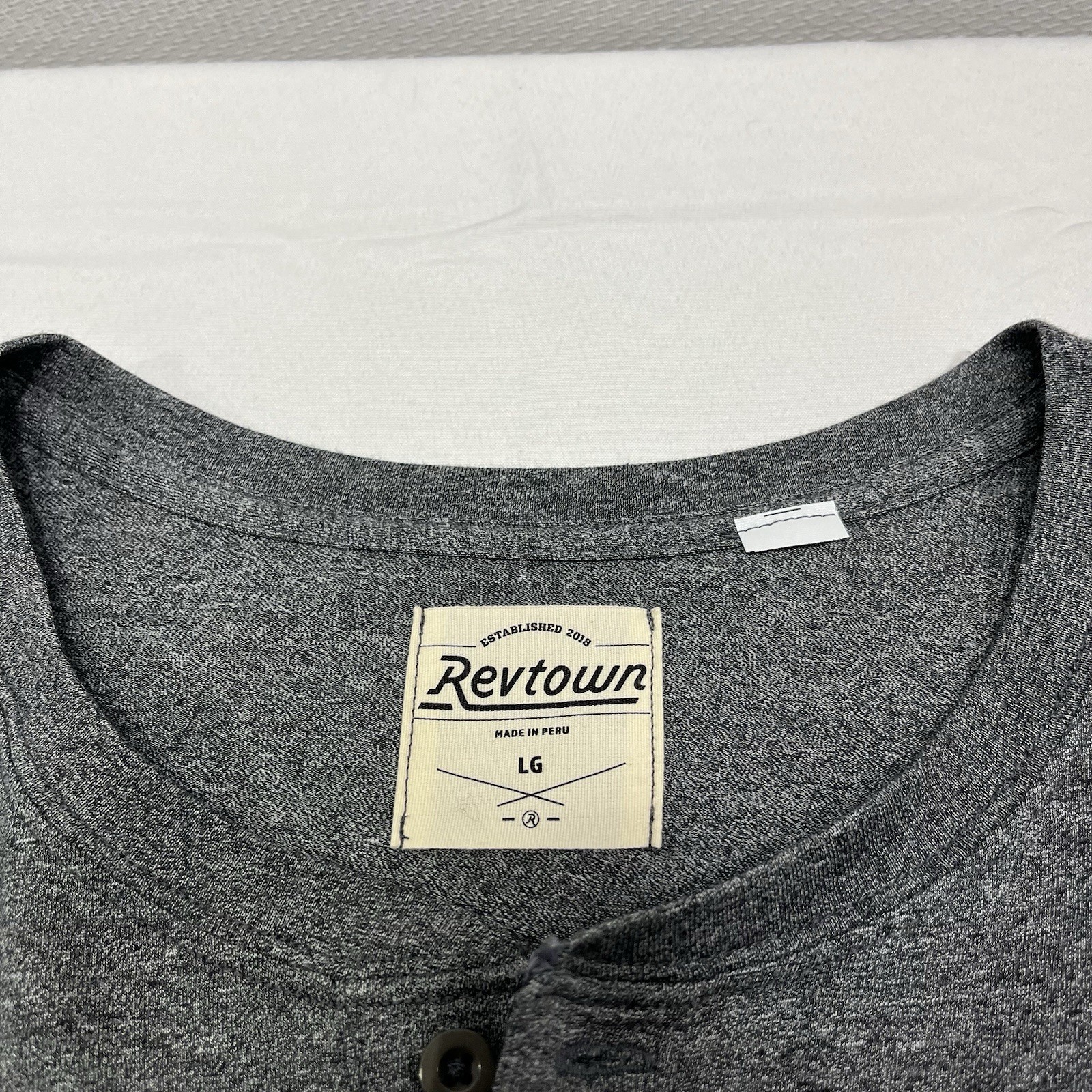 Revtown Shirt Mens Large Gray Henley Long Sleeve Lightweight Popover Casual
