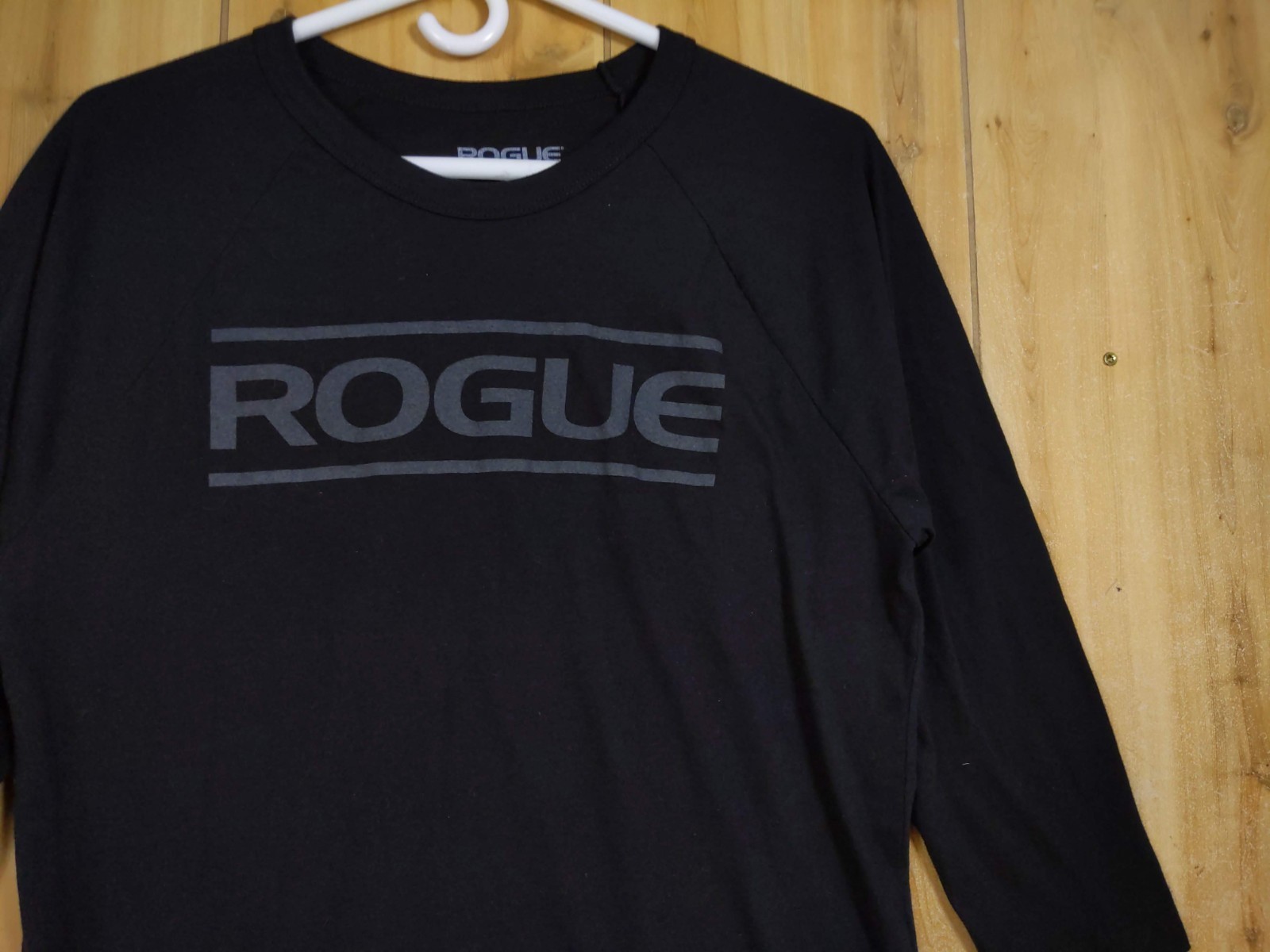Rogue Fitness Men’s M Black 3/4 Sleeve T-Shirt Cotton Blend Gym Workout Top Lift