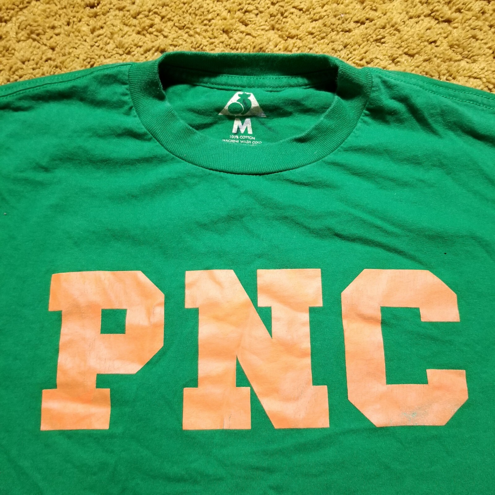Peas & Carrots PNC Intl Casey Veggies T Shirt Sz M Streetwear Y2K Anwar Carrot