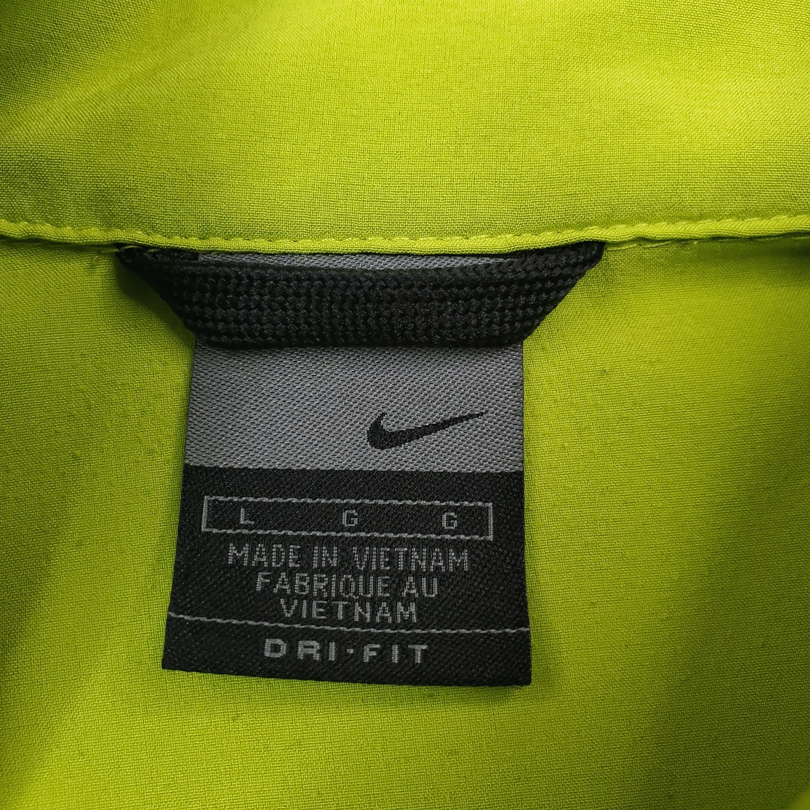 Nike Half Zip Pullover Mens Large Green Running Athletic Top Reflective Dri Fit