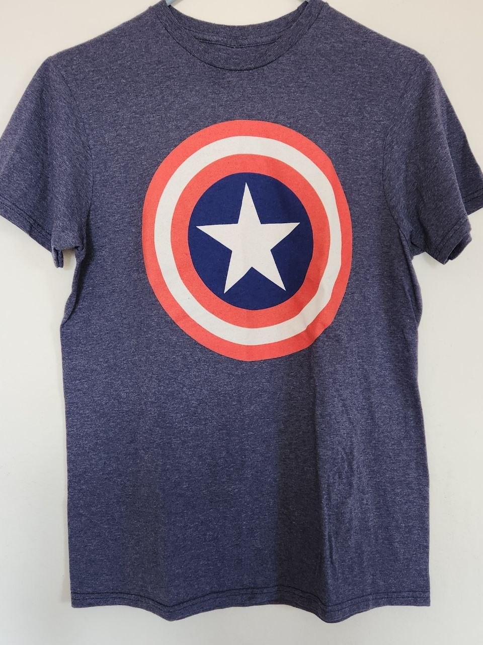 MARVEL Captain America Shield Short Sleeve Crewneck T-Shirt Adult S Cotton/Poly