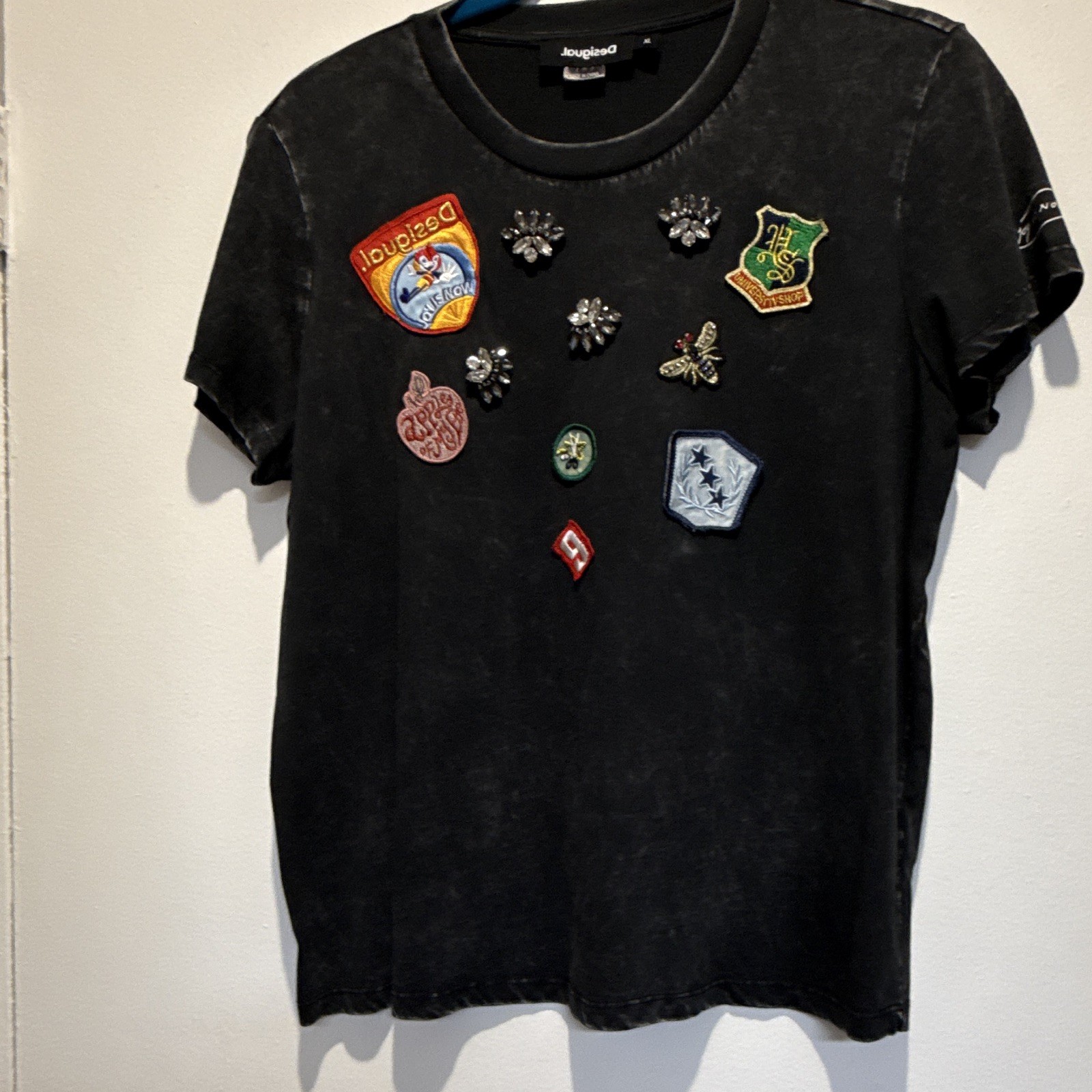 Desigual Joy Is Now Black Graphic Tee XL Crew Neck Short Sleeve Patch Beaded