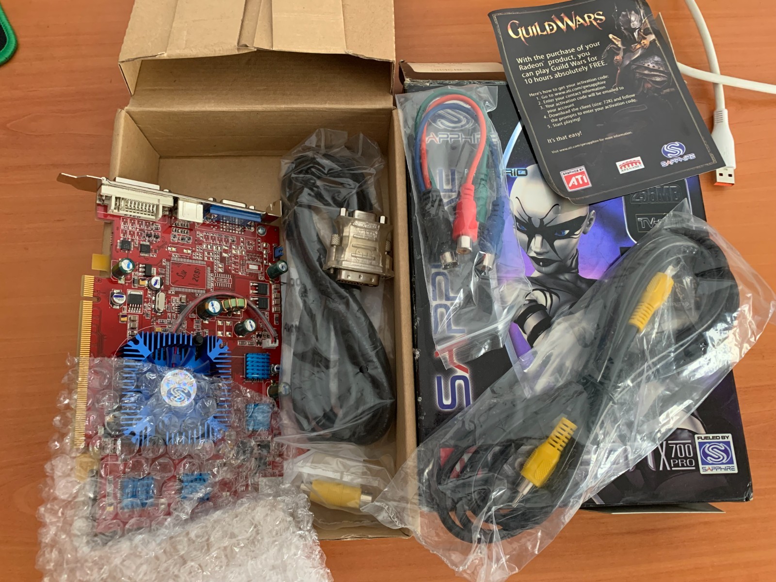Sapphire ATI Radeon X700 Pro graphics card