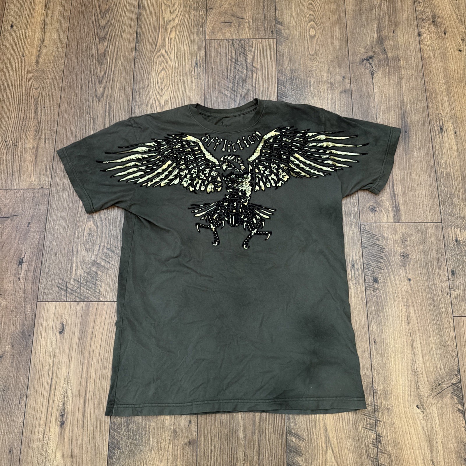 AFFLICTION Y2K Green Tie-Dye Gold Black Foil Velvet Graphic Eagle Shirt Sz XL