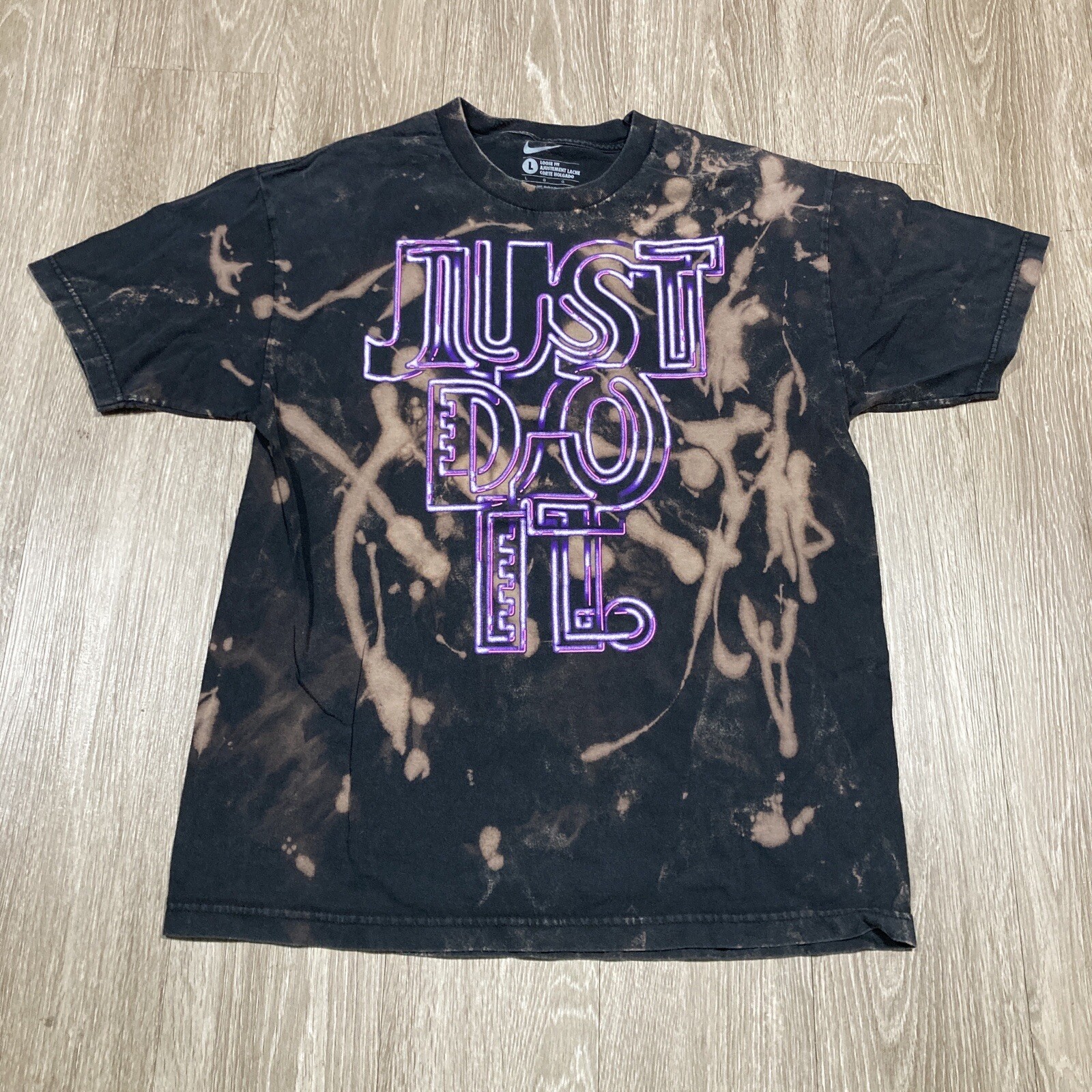 Nike Shirt L Just Do It Essential Athletic Work-out Gym Bleach Bleached Tee