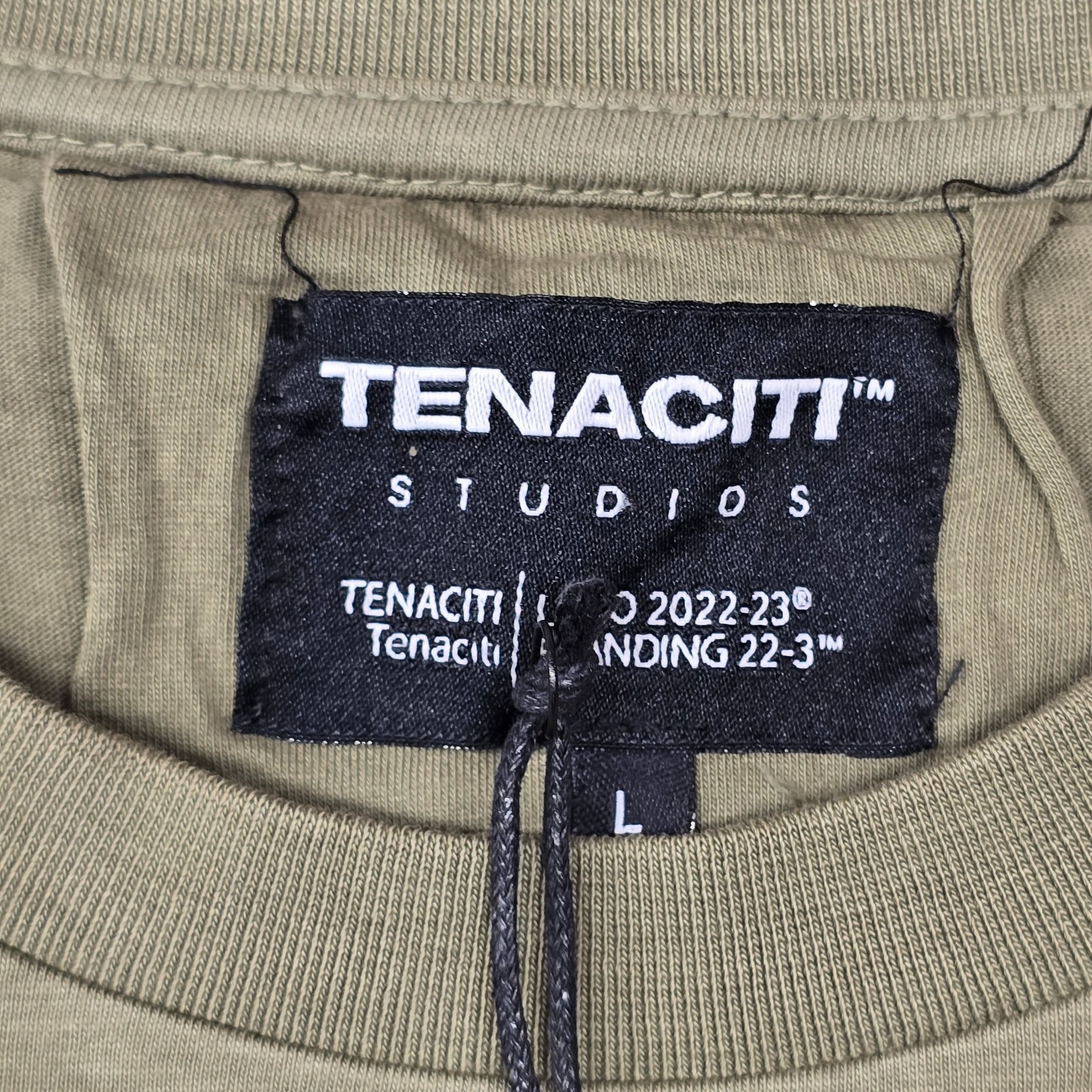 Tenaciti Studios T-Shirt Mens L Green Graphic Logo Crew Neck Short Sleeve NWT