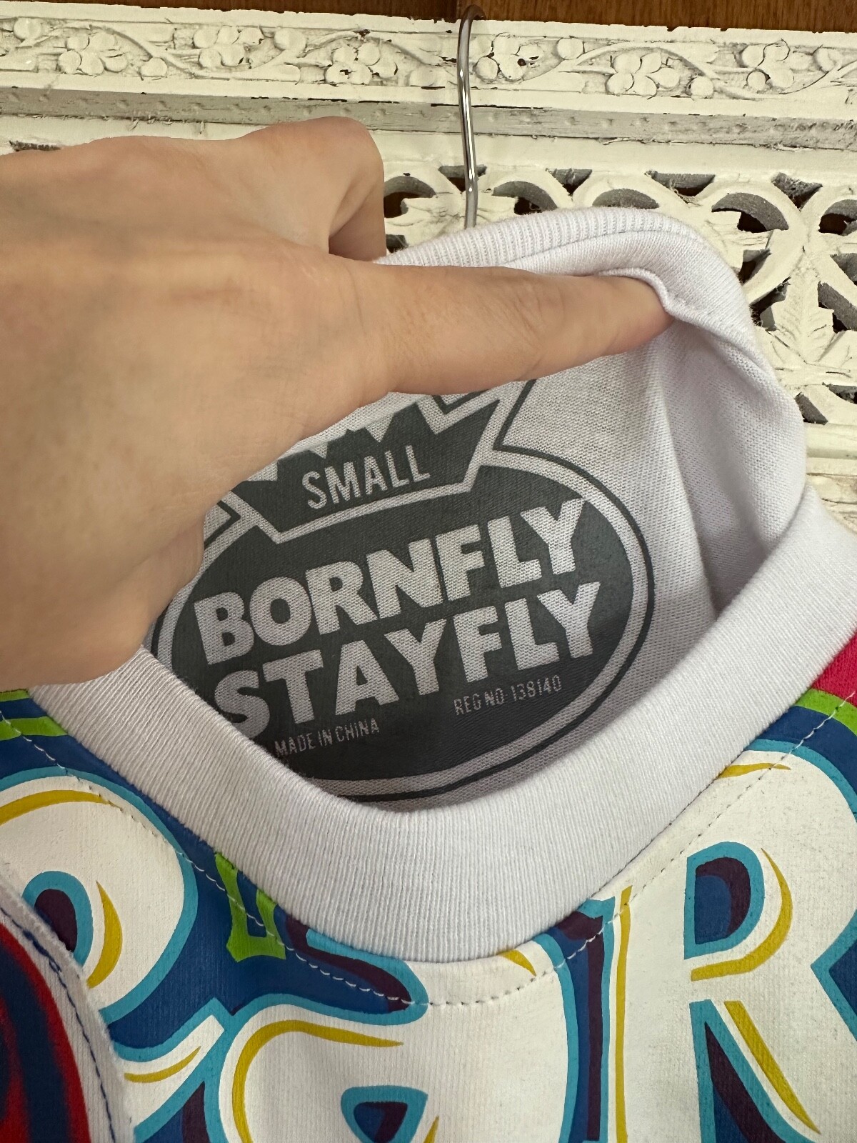 Born Fly Stay Fly Short Sleeve Candy Themed Graphic T Shirt Sz Small