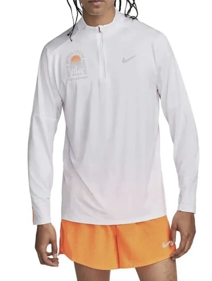 NIKE Men’s Logo Tee White Total Orange Grey Fog DX4501-100 Size Small