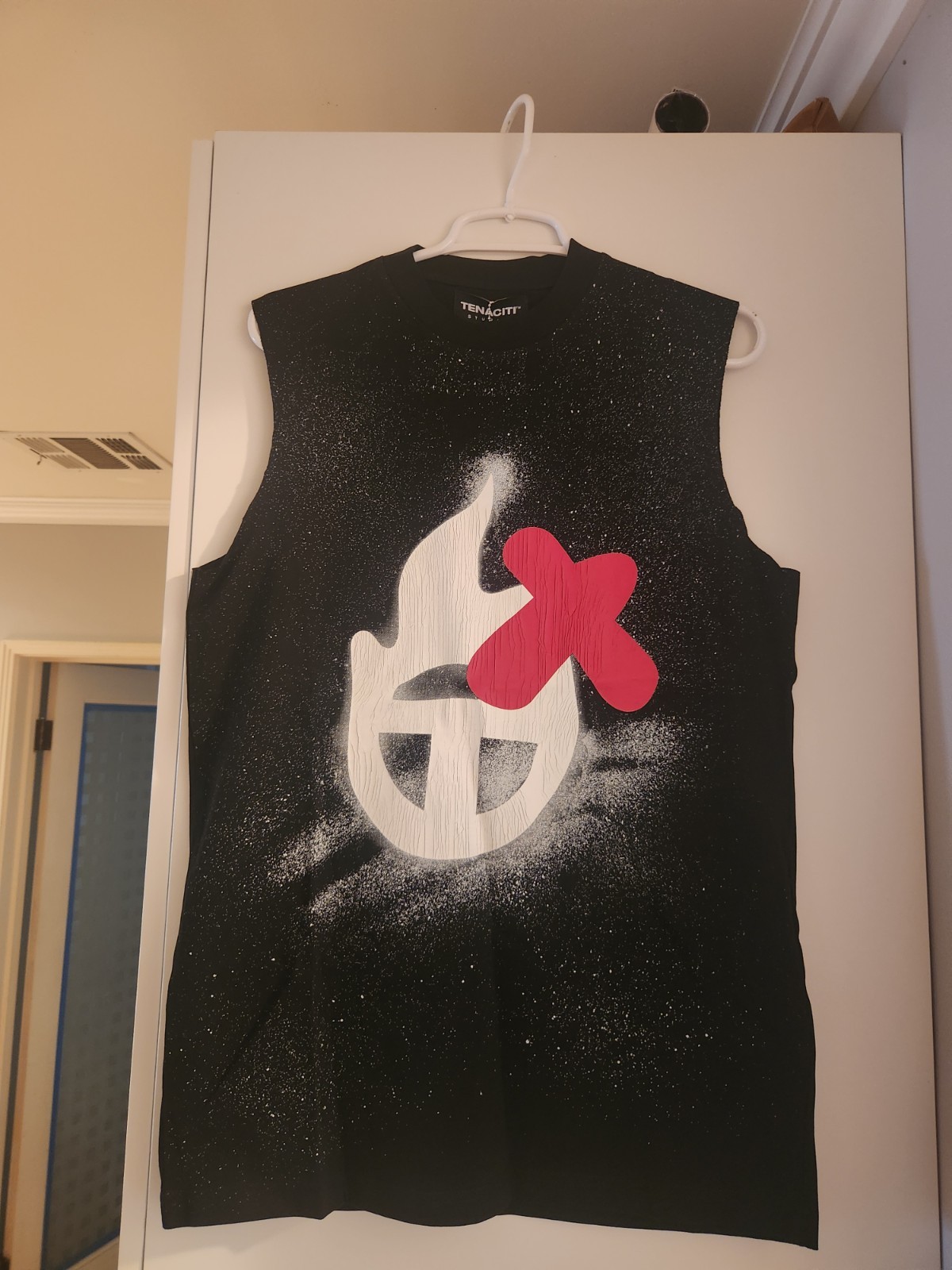 Tenaciti Studios Streetware Cut Off T-SHIRT NWT. MSRP $120. XS Oversize