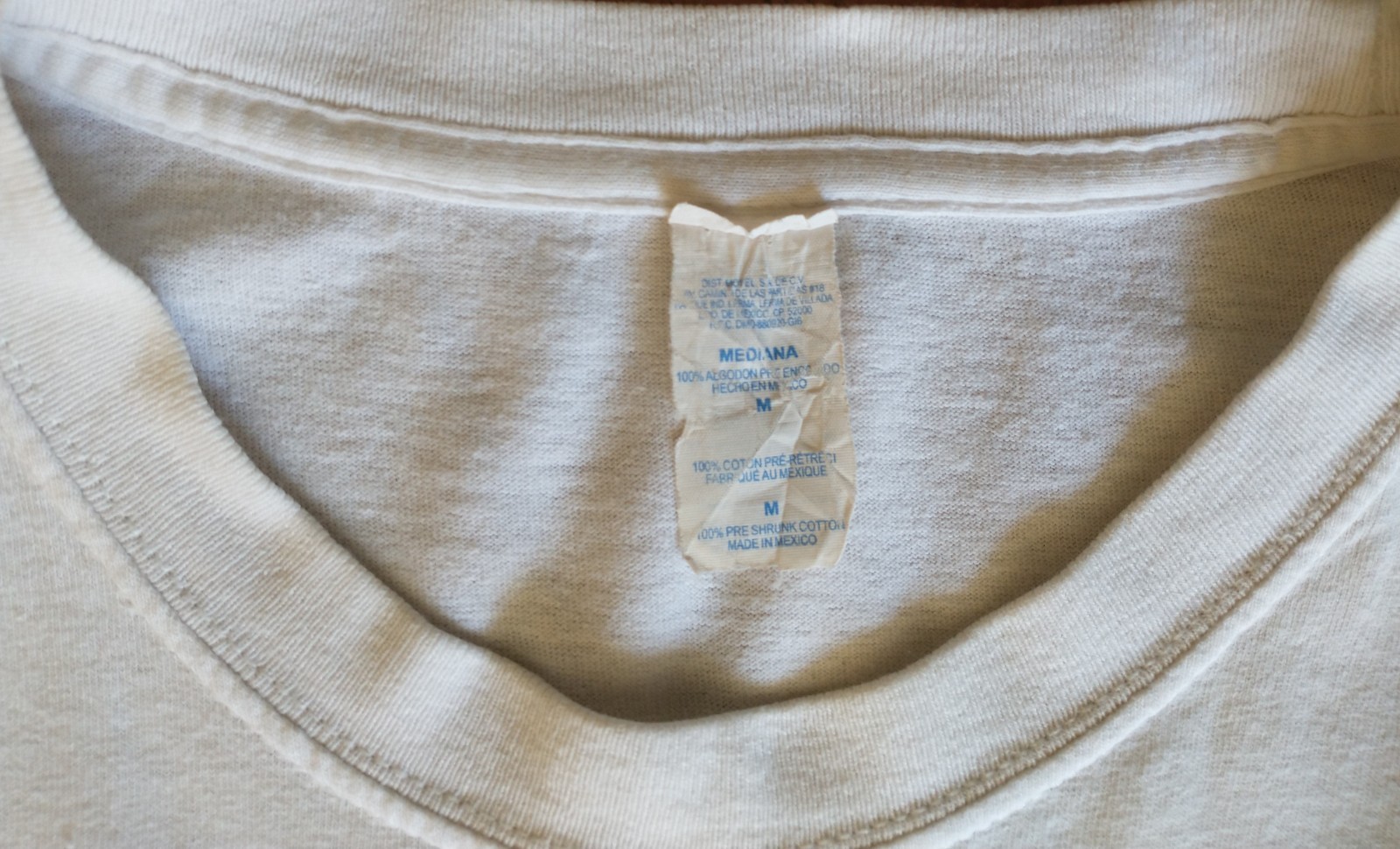 Vintage 1990s tourist souvenir graphic t-shirt “Yo Quiero Tequila” Size Med.