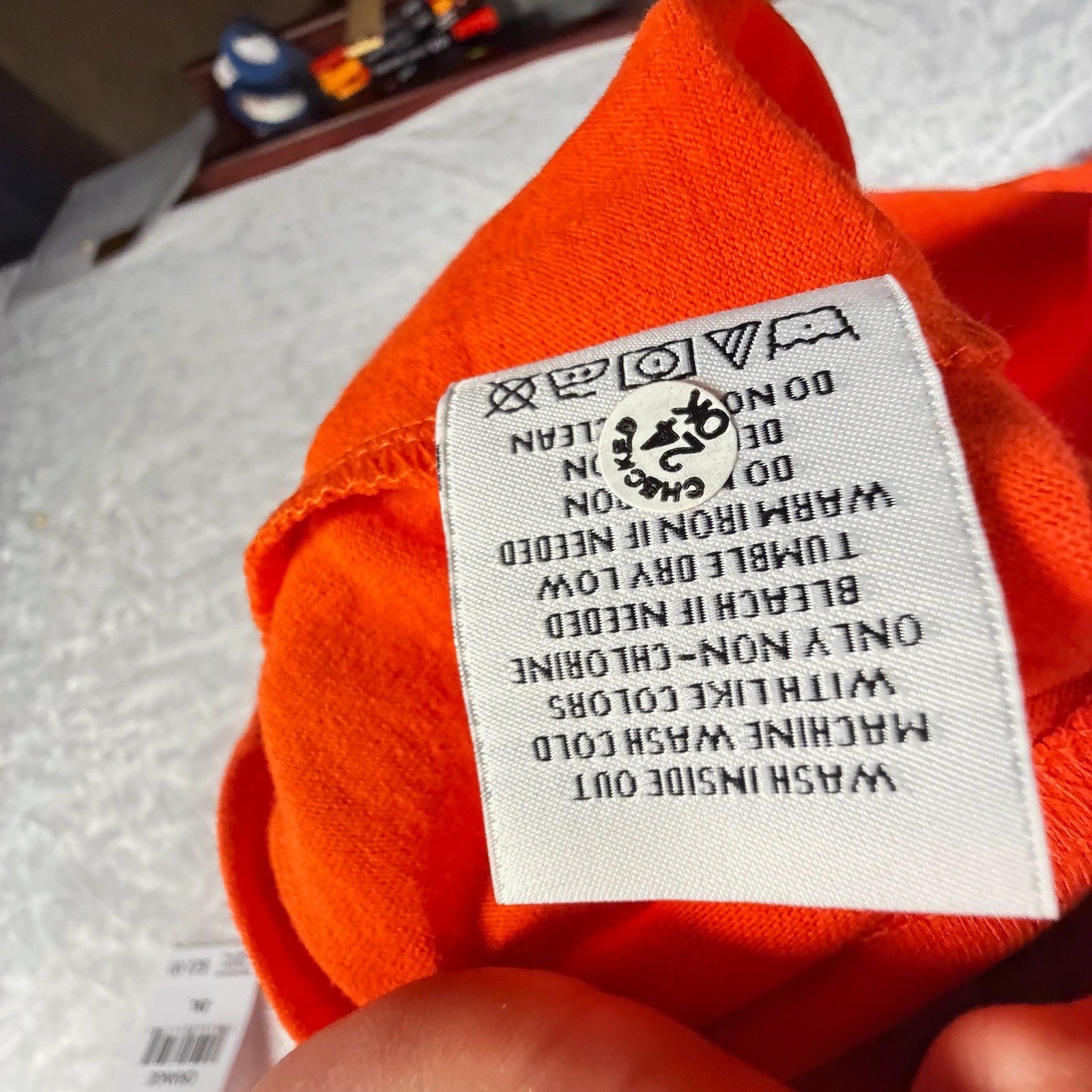 Born Fly Graphic T-Shirt Men 2XL Orange New USA Floral Streetwear B05C3138