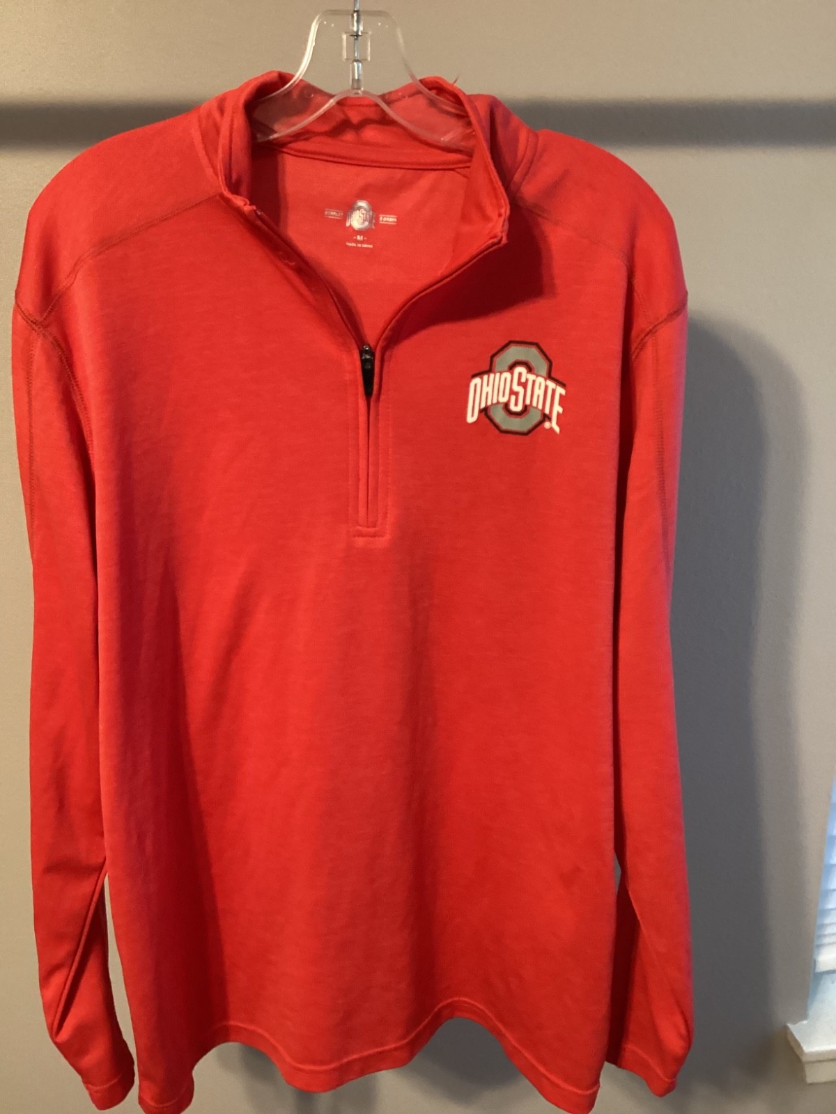 Men’s medium Ohio State Buckeyes 1/4 zip lightweight pullover shirt warmup