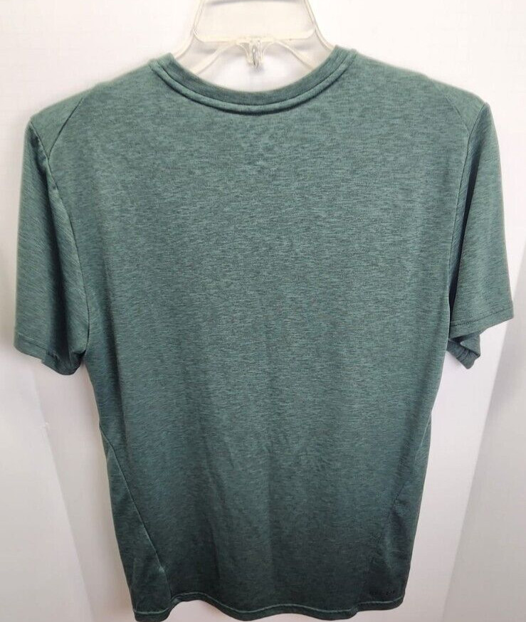 Nike Dri Fit Breathe Tee Shirt Mens Medium Green Swoosh Graphic Gym Training