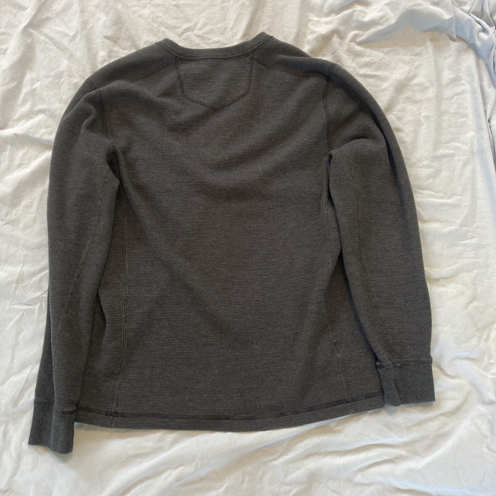 Eddie Bauer Waffle Henley Pullover Men’s Medium Black Button Long Sleeve Outdoor