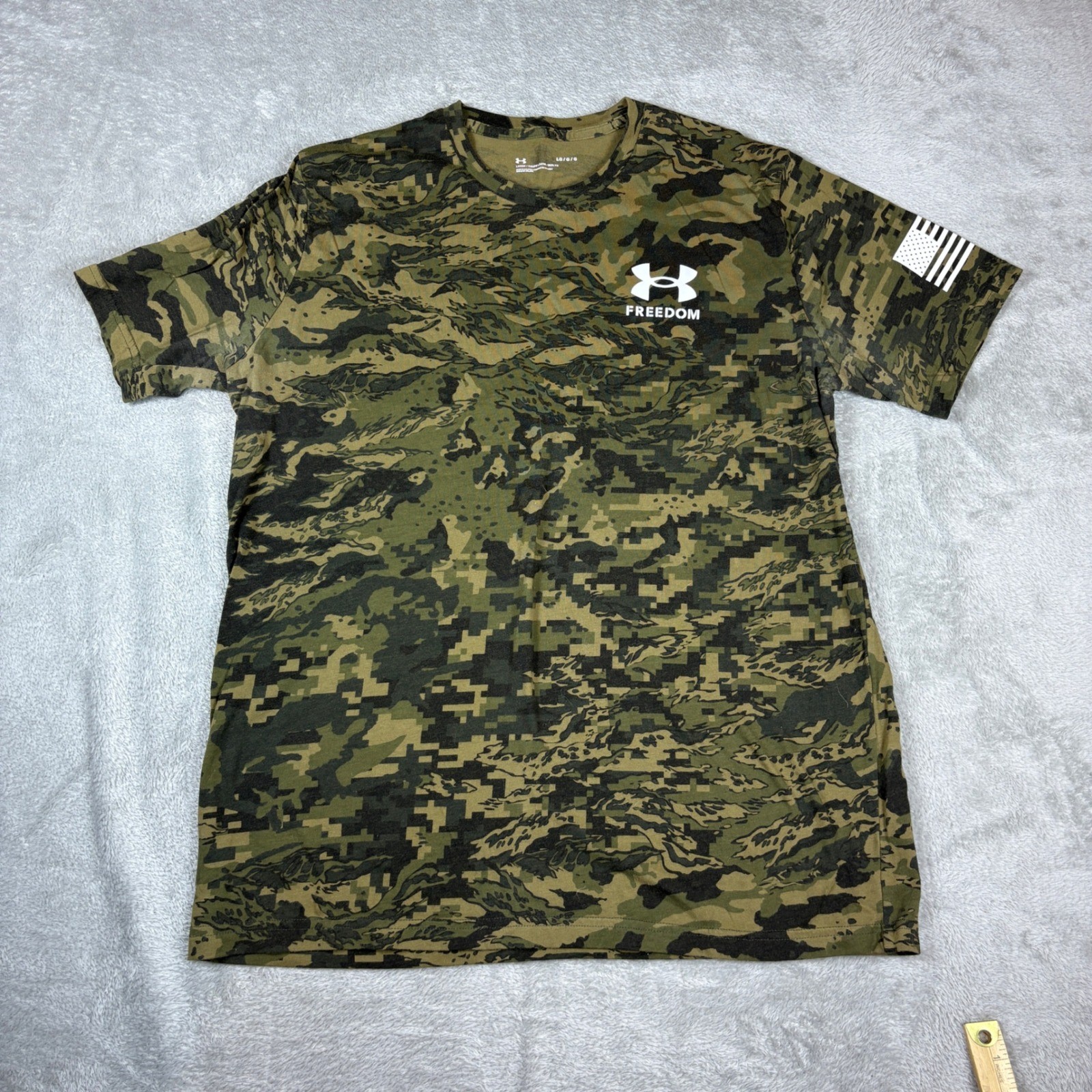 Under Armour Shirt Men Large Freedom Digital Camo Tiger Stripe Green USA Logo