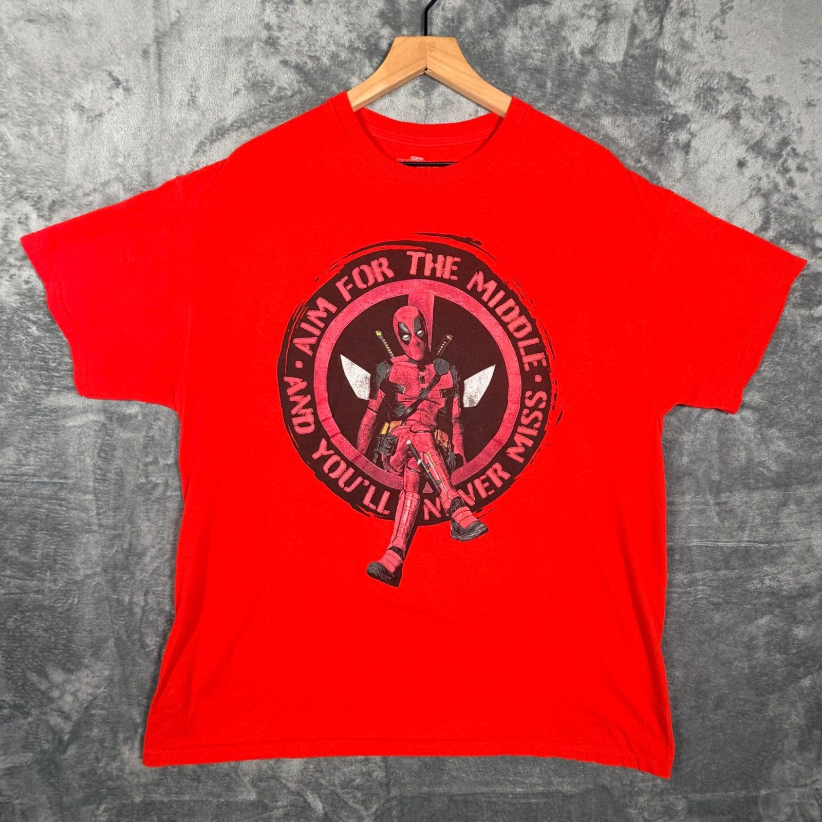 Marvel Deadpool & Wolverine Mens Graphic T-Shirt XL Red Movie Promo Tee