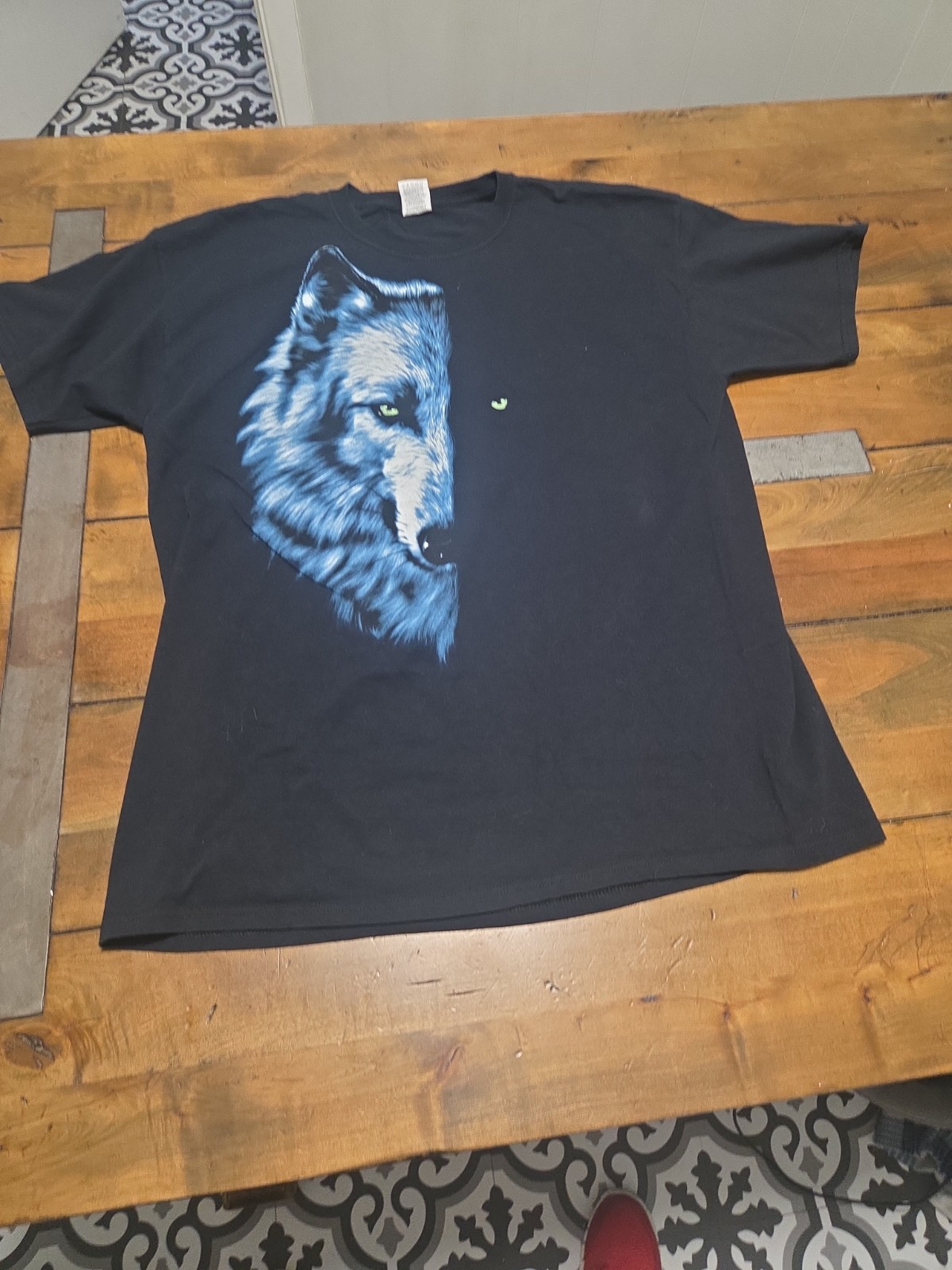 Split Face Wolf Moon Graphic Tee Black Fruit of the Loom Heavy HD Cotton XL