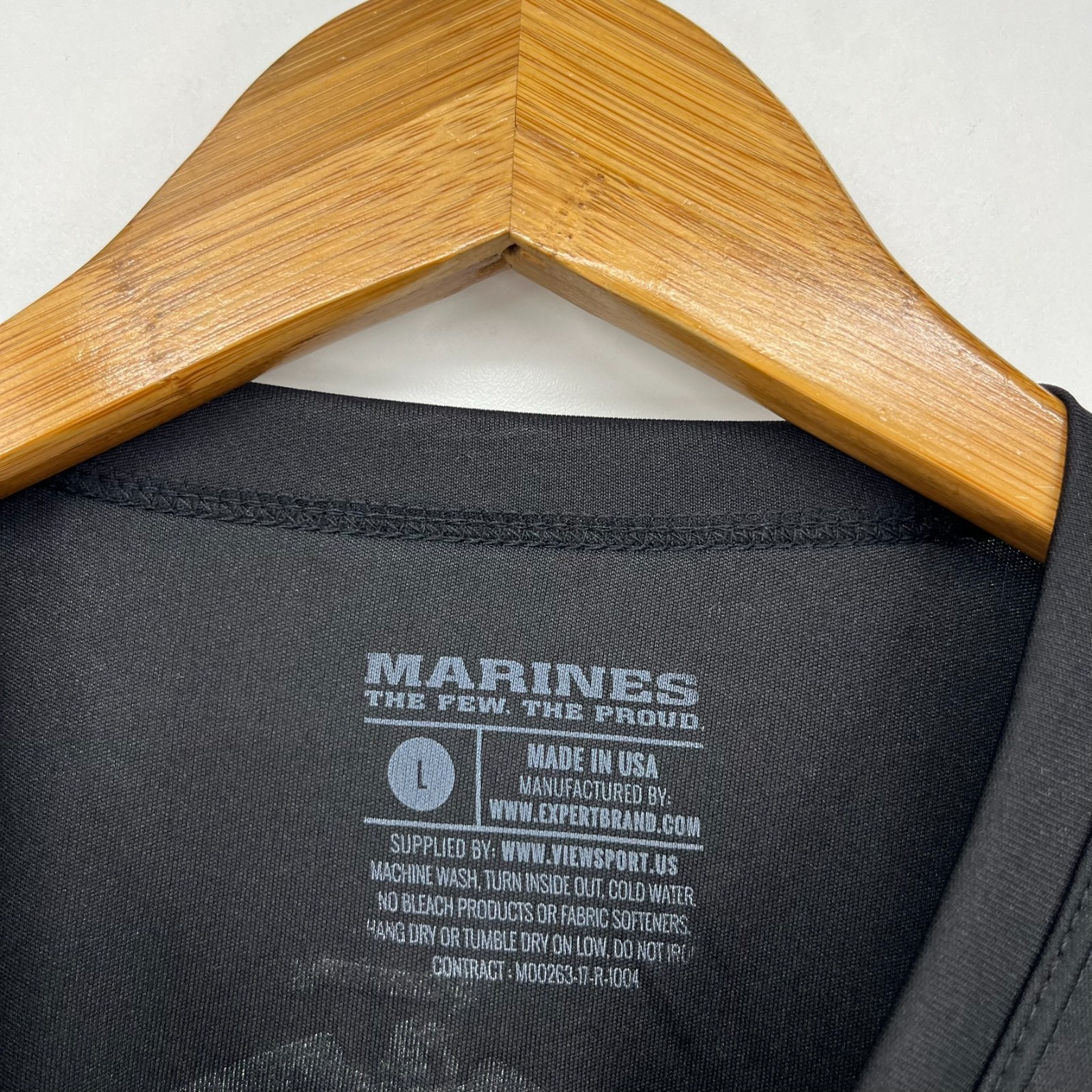 USMC Marines Short Sleeve T-Shirt Men’s Size L Black Moisture Wicking USA NWOT