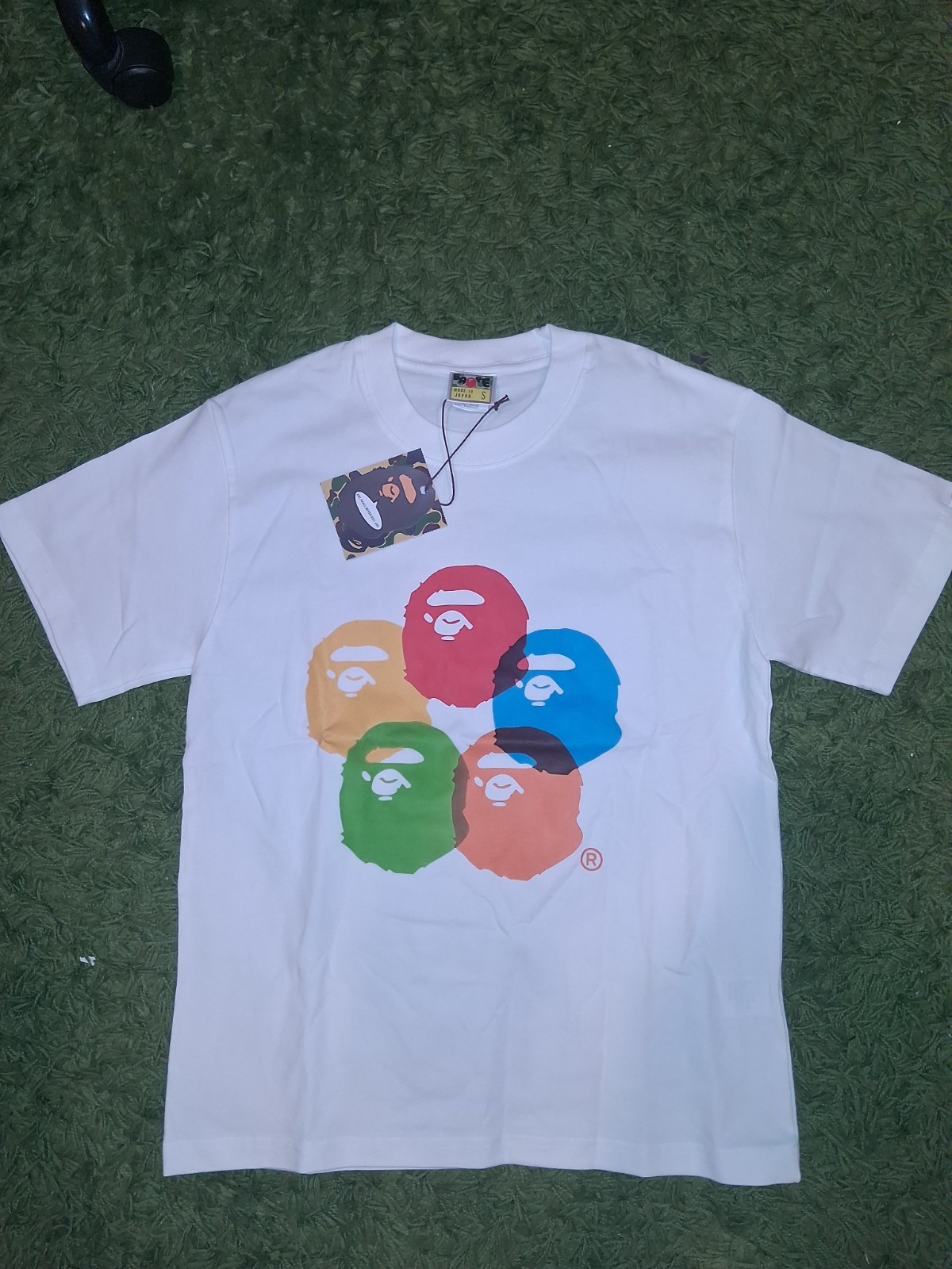 A Bathing Ape BAPE Men’s White Ape Head Graphic Crewneck T-Shirt Size S Cotton