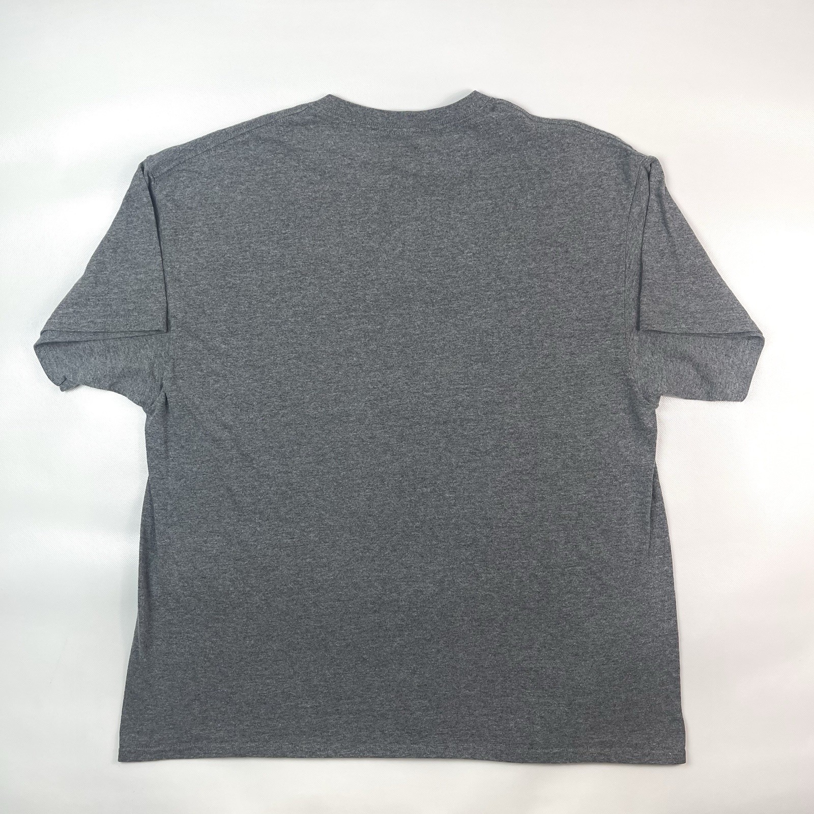 Disney The Little Mermaid Ariel Anchor Graphic Gray T-Shirt Men’s XL